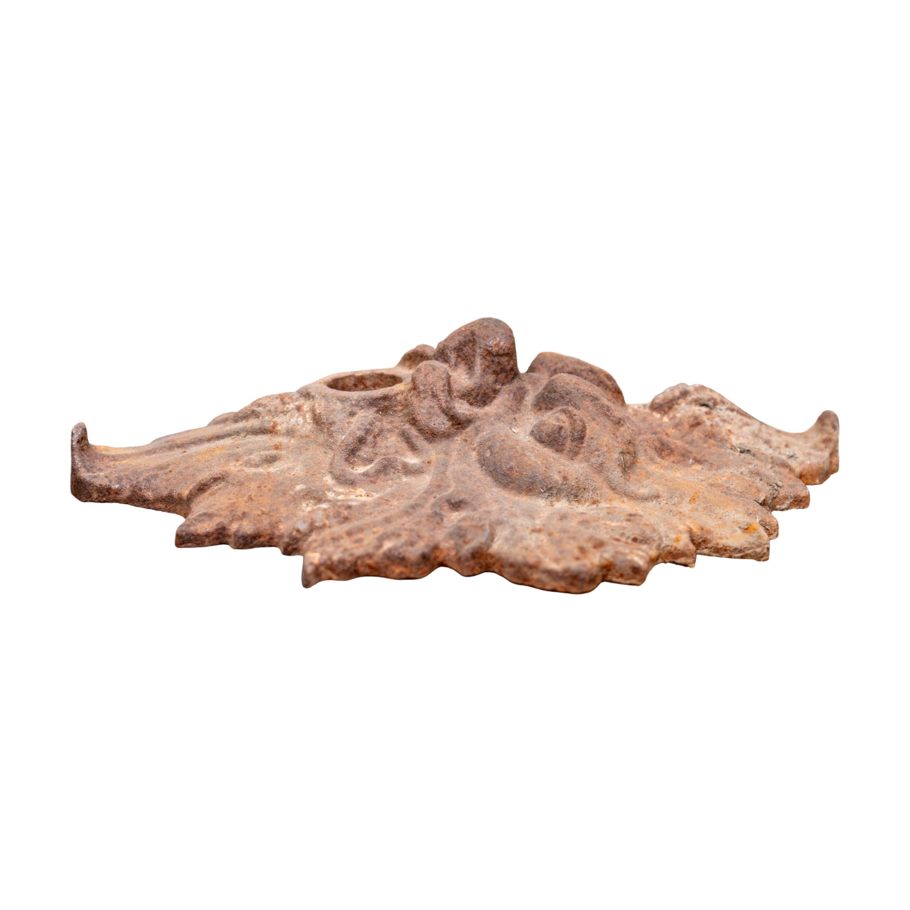 Ferro Beccuccio in ferro Antique French in vendita