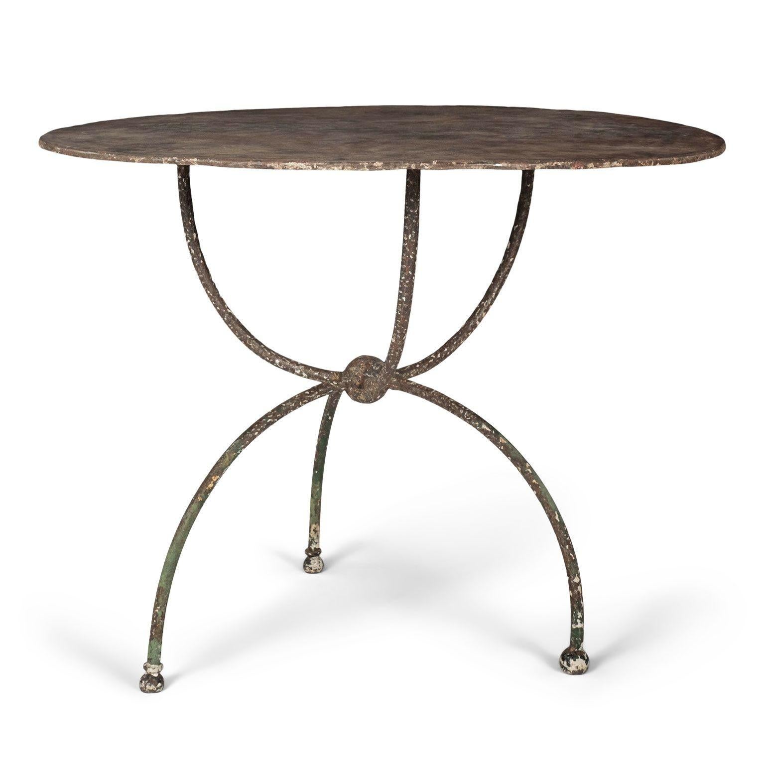 Antiker französischer runder Gartentisch aus Eisen (Französische Provence) im Angebot