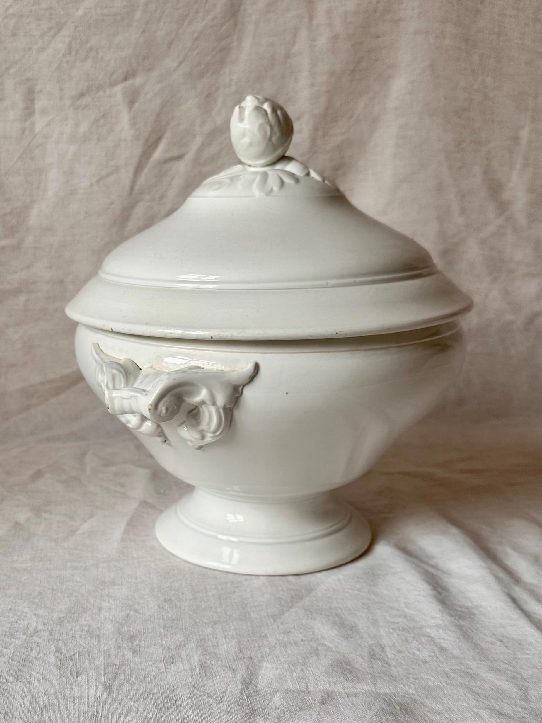 Antique French Sarreguemines & Sarreguemines Große Suppenterrine aus Eisenstein, Ende 19. im Angebot 6