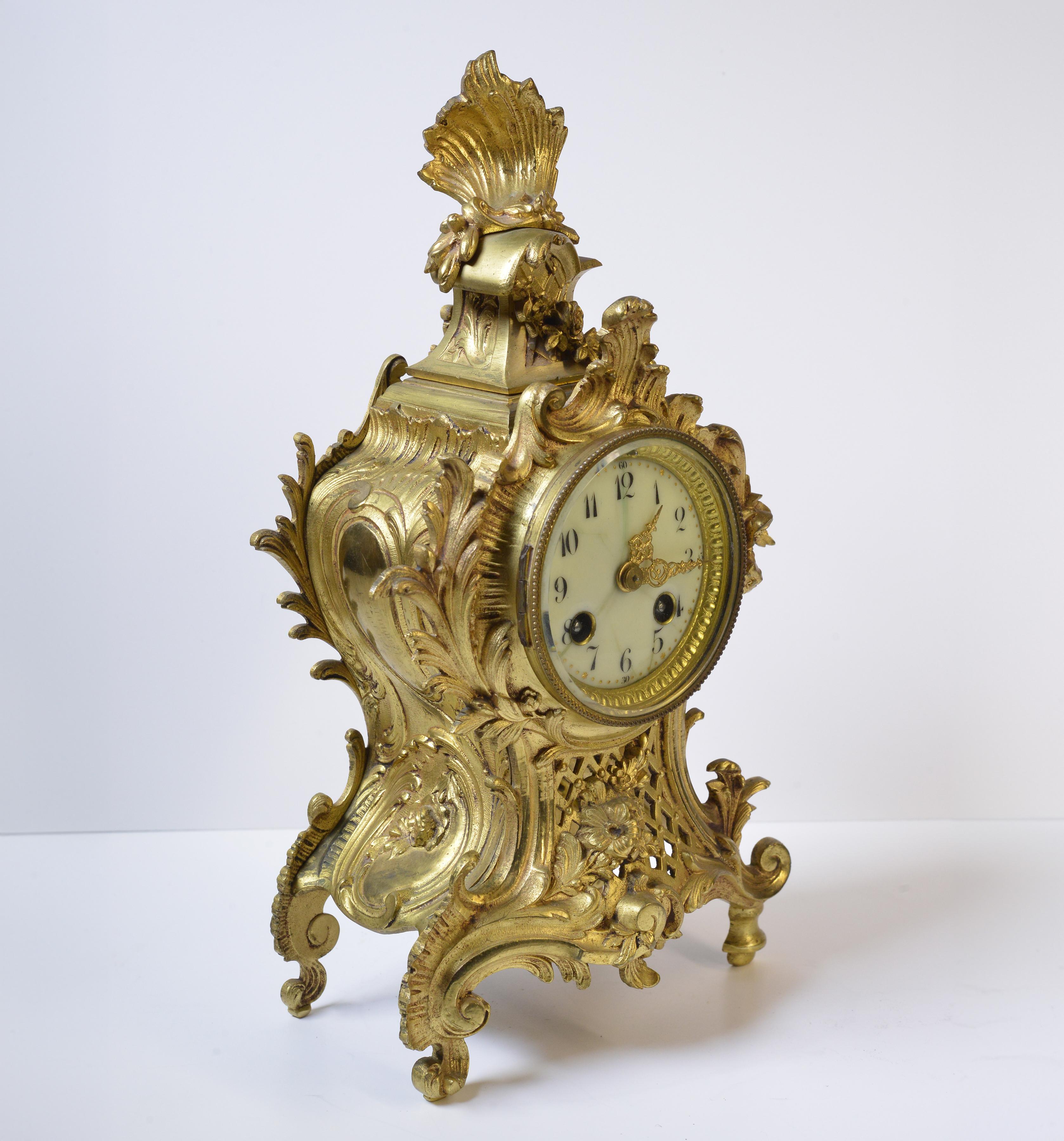 Antike französische Japy Freres Rokoko-Uhr aus vergoldeter Bronze, 19. Jahrhundert (Französisch) im Angebot