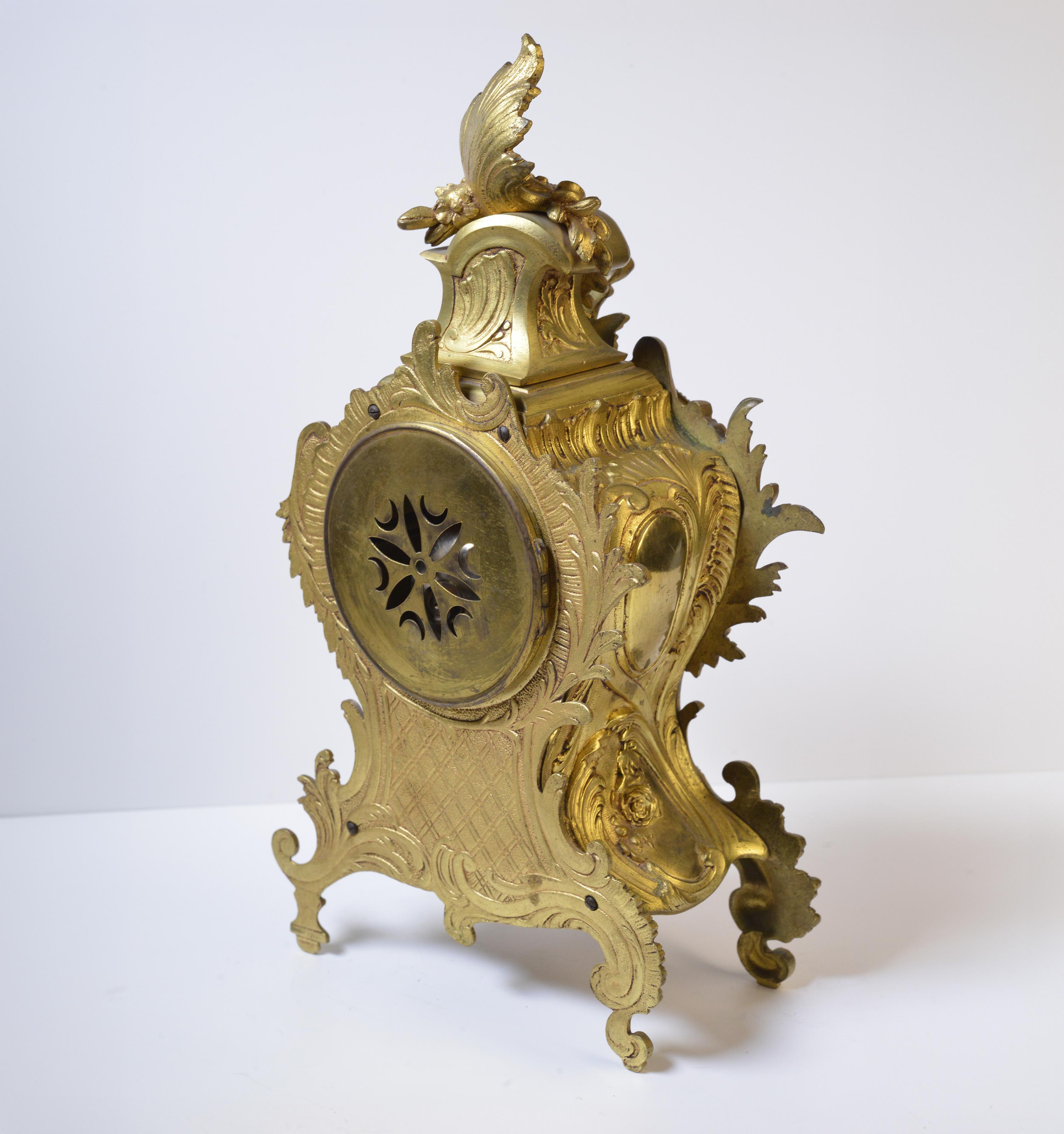 Antike französische Japy Freres Rokoko-Uhr aus vergoldeter Bronze, 19. Jahrhundert (Handgeschnitzt) im Angebot