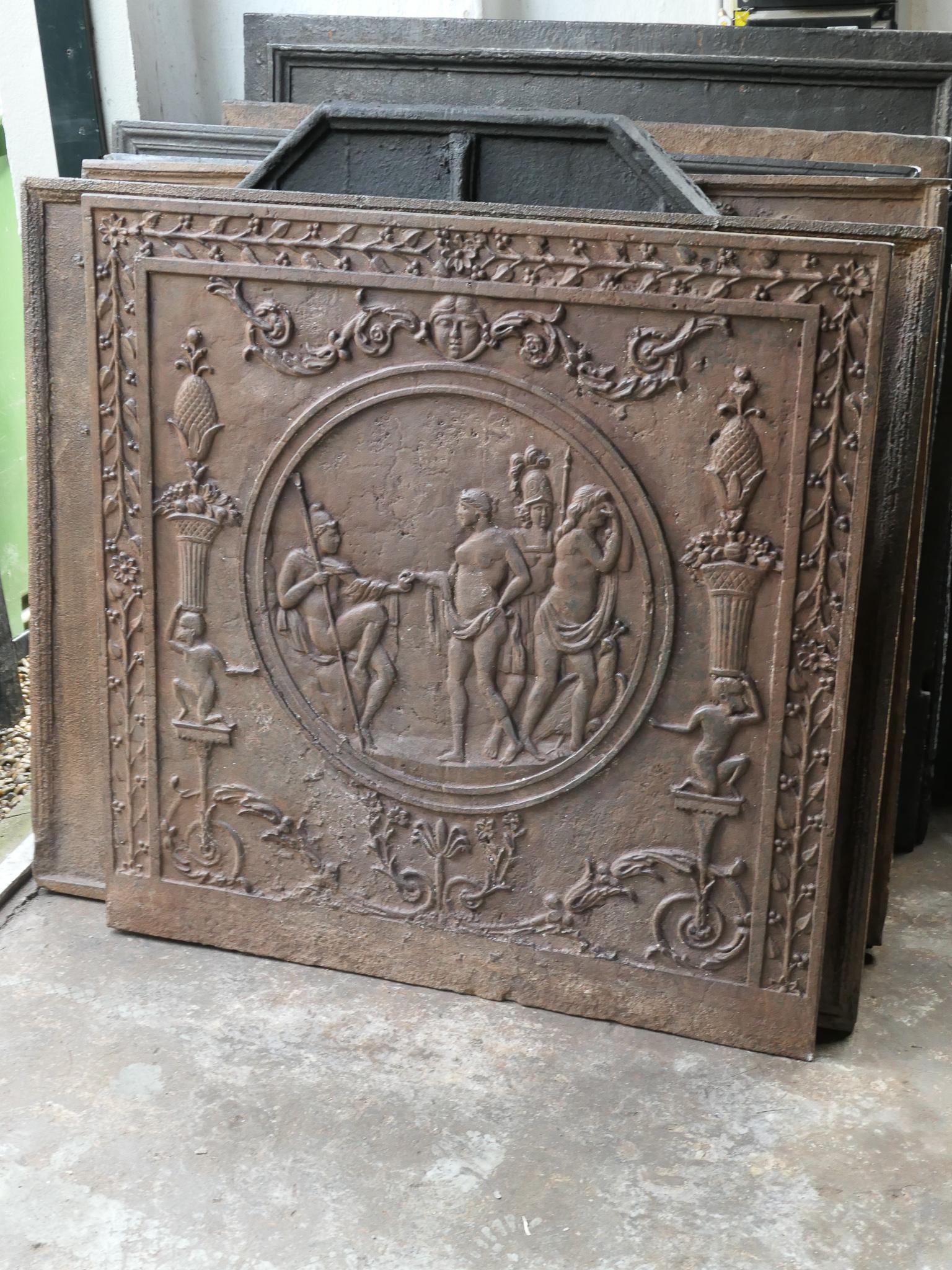 Antique French 'Judgement of Paris' Fireback / Backsplash, 18th-19th Century In Good Condition For Sale In Amerongen, NL