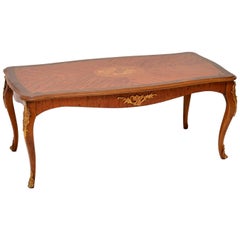 Table basse française ancienne en bois de roi et bois de rose