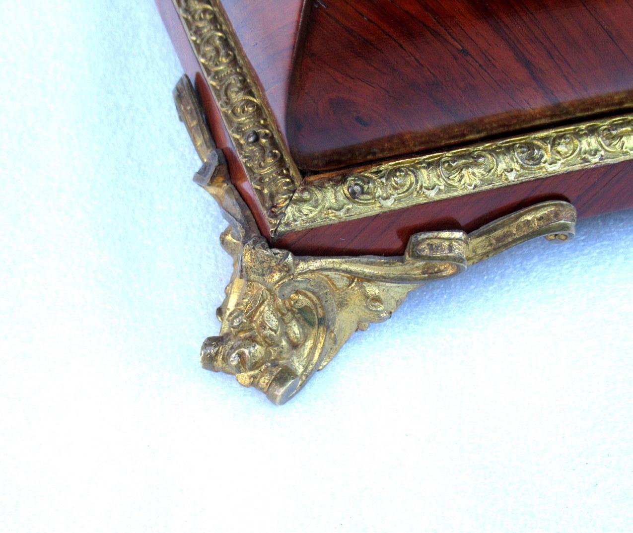 Antiquité Française Kingwood Bird's-Eye Maple Jewelry Casket Box Tahan Paris Bon état - En vente à Dublin, Ireland