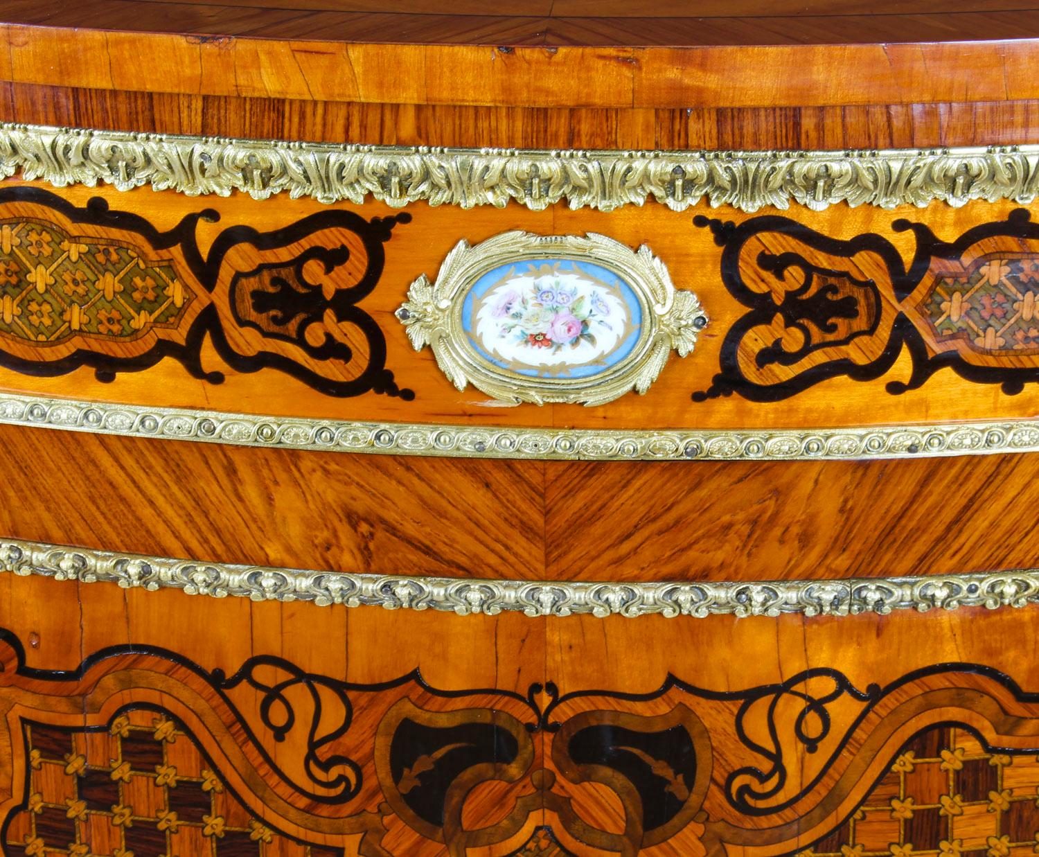 Late 19th Century Antique French  Marquetry Serpentine Credenza, 19th Century