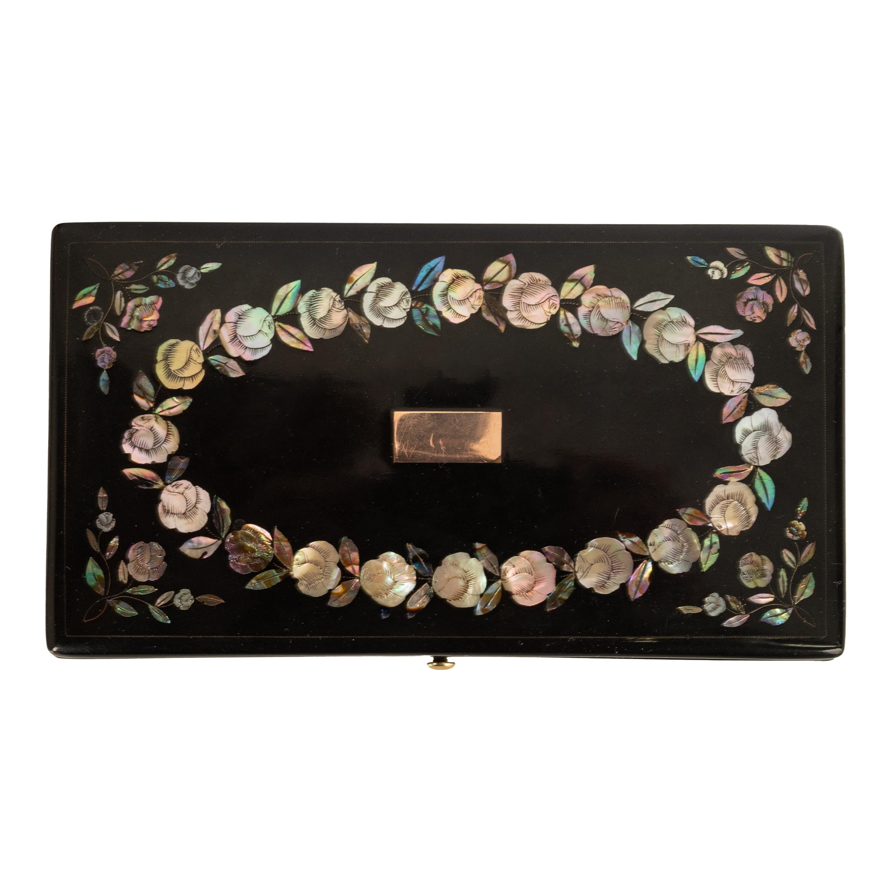 Antique French Lacquer & Inlaid Abalone Sewing Etui Necessaire Scent Bottle Case In Good Condition In Portland, OR
