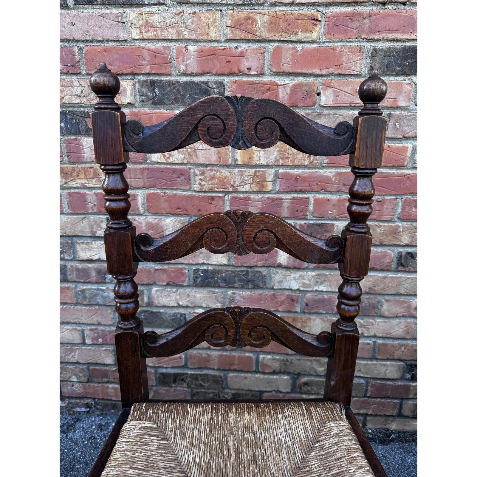 Antique French Ladder Back Chairs In condizioni buone in vendita a Nashville, TN