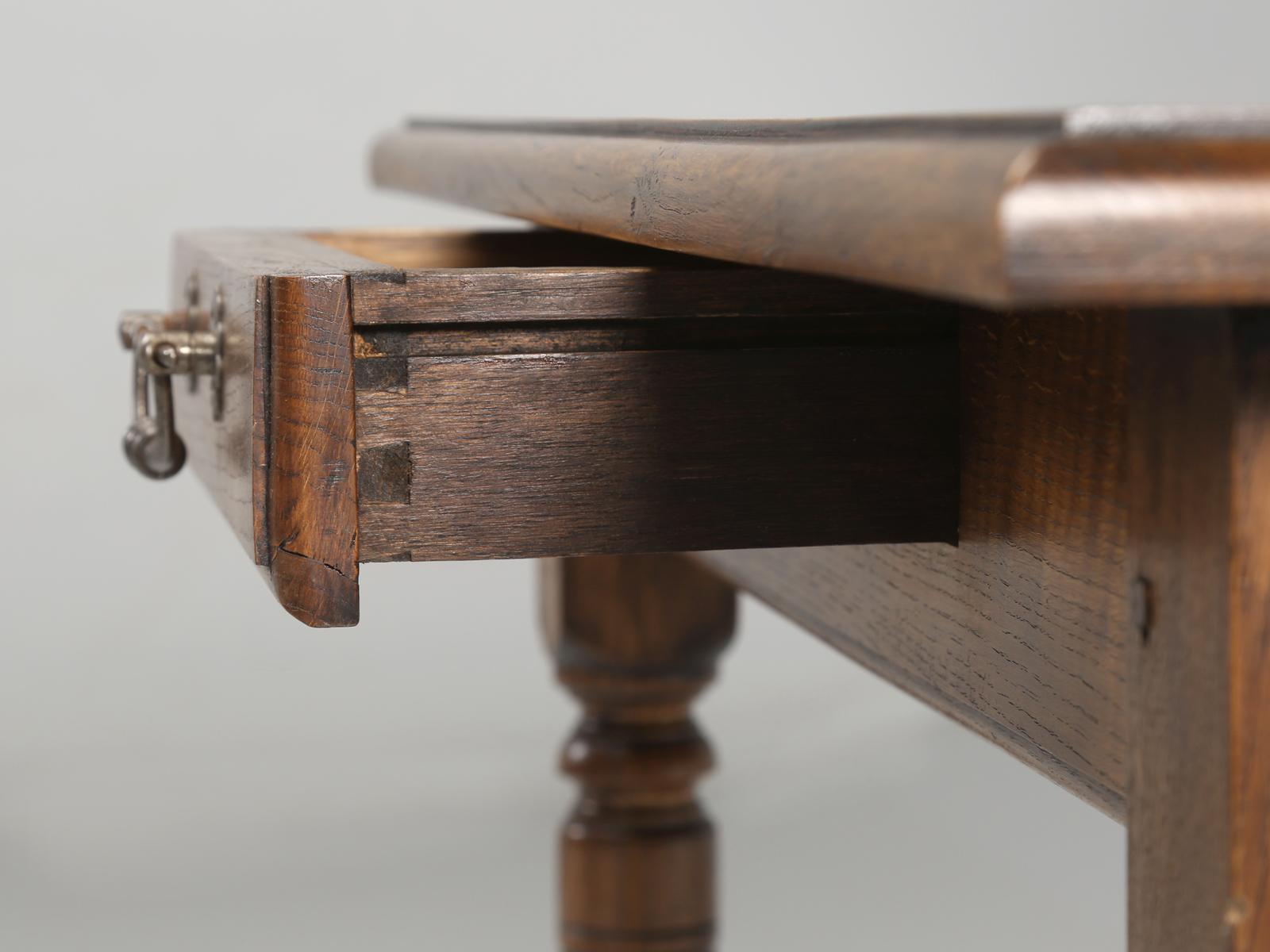 Antiker französischer Damenschreibtisch oder kleiner Schreibtisch oder Beistelltisch, vollständig restauriert im Angebot 3