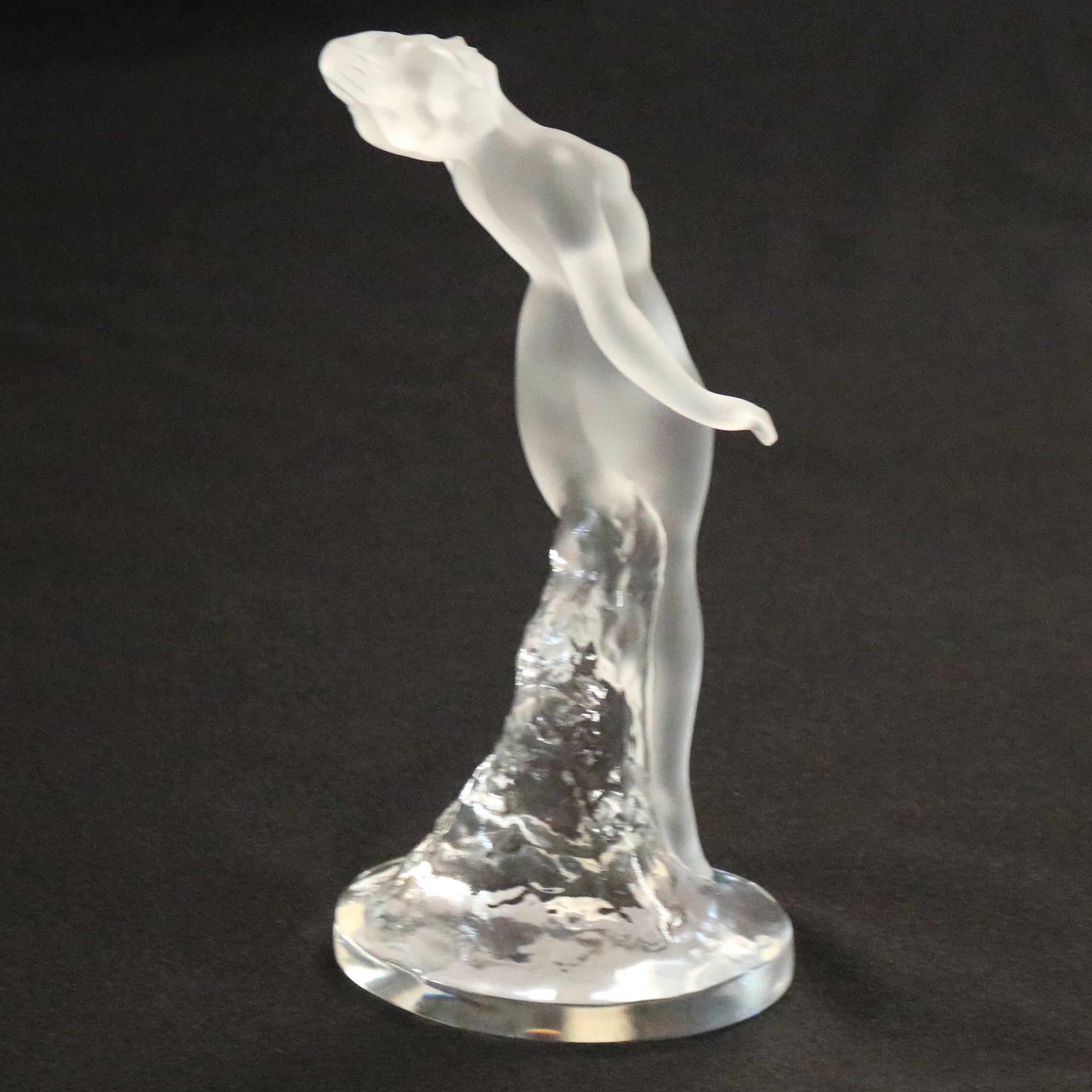 Antique French Lalique Figural Art Glass Vase, circa 1920 In Good Condition In Big Flats, NY