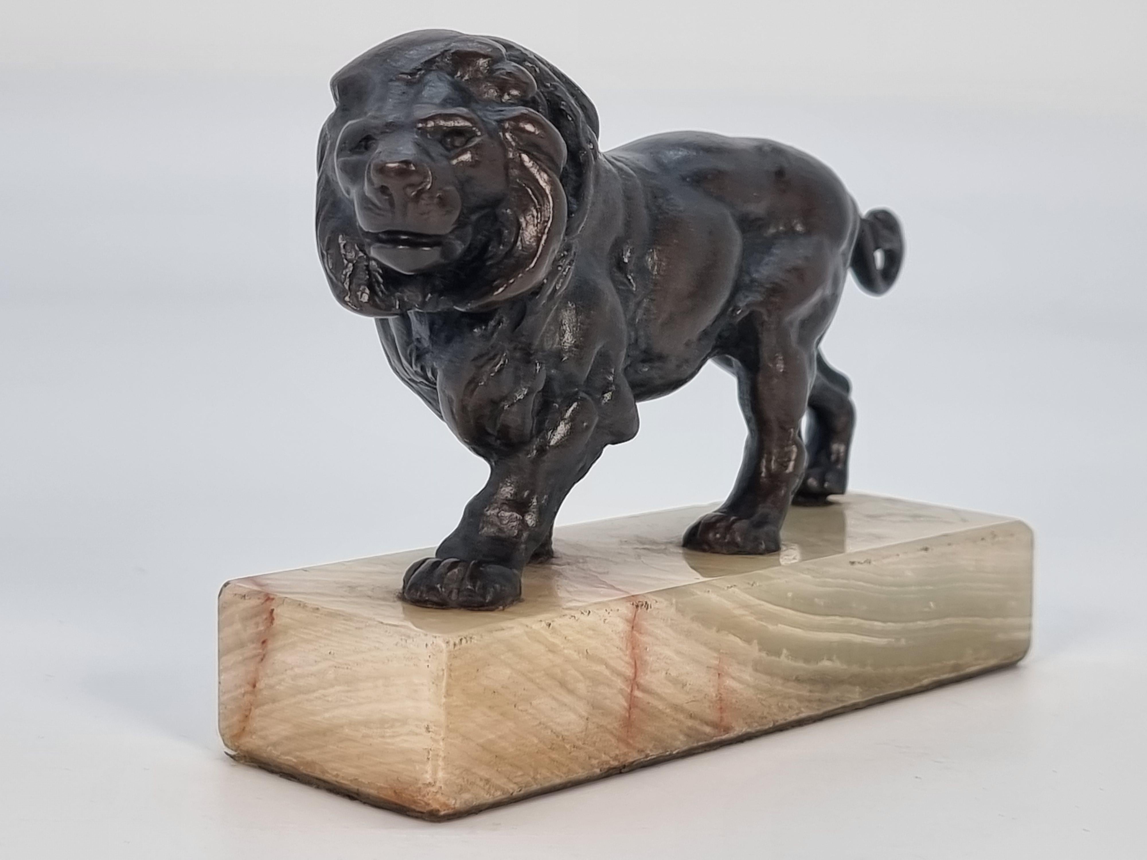 Antique French late 19th century bronze study of a prowling lion circa 1900 For Sale 12