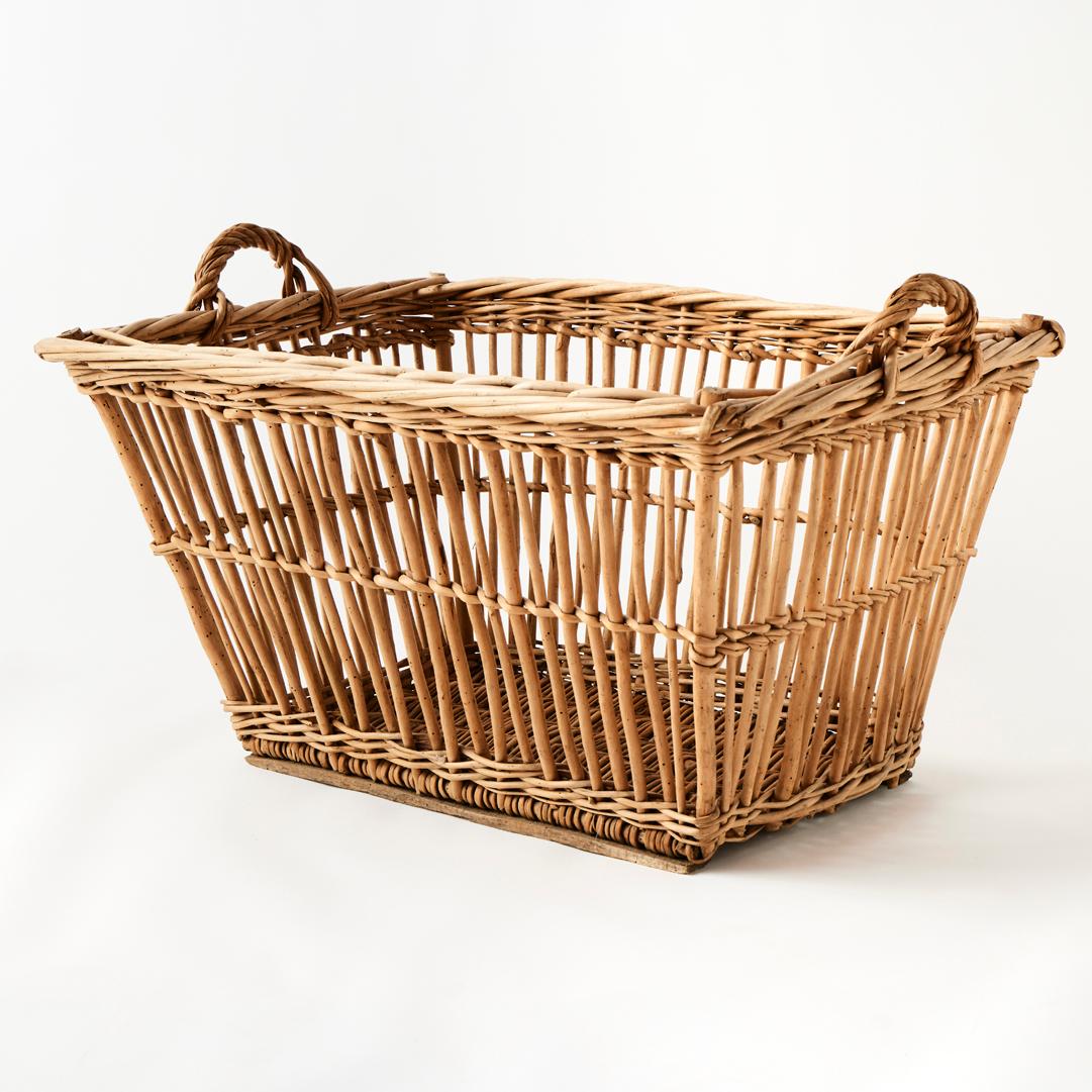 - A gorgeous catchall for just about anything, this antique French laundry basket is crafted from handwoven willow.

- Traditionally, laundry baskets were used to transport wet washing from the communal washing spot, typically a river, back to the
