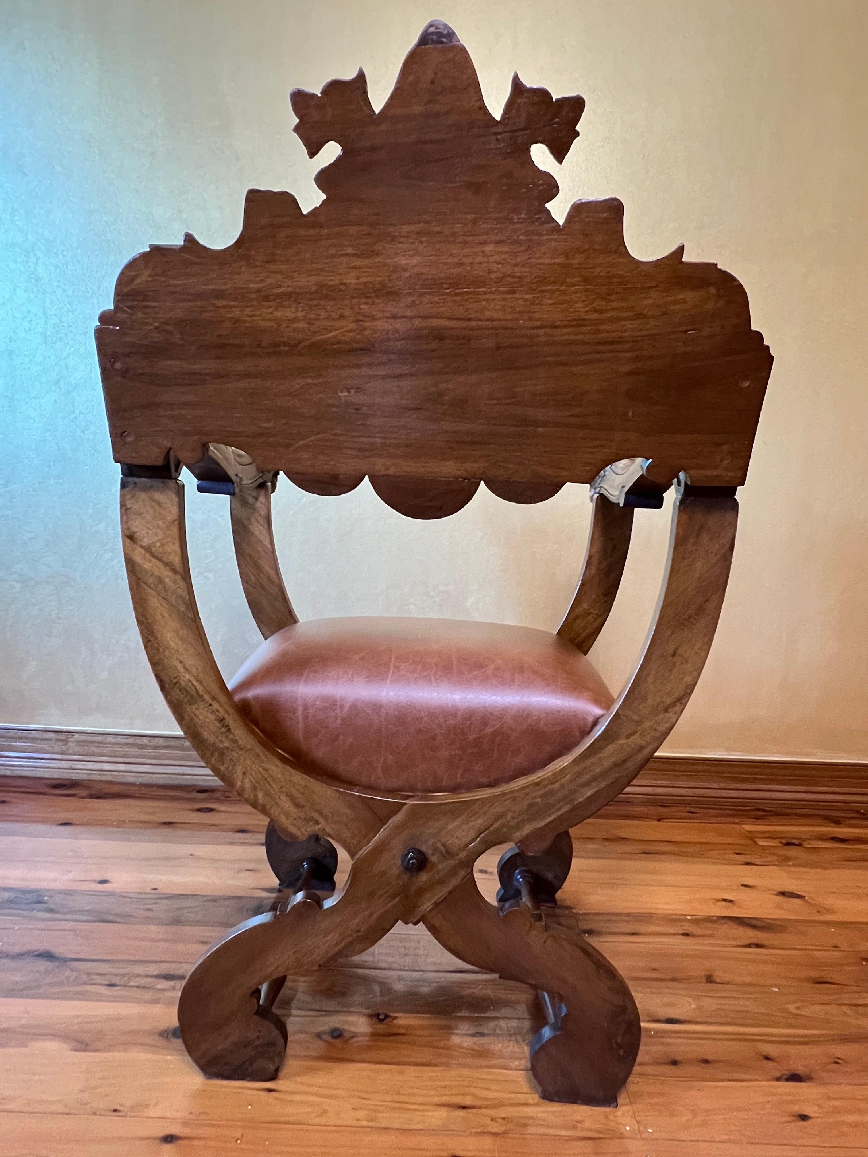 Antique French Leather & Oak Savonarola Armchair For Sale 12