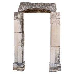 Arco in pietra calcarea Antique French