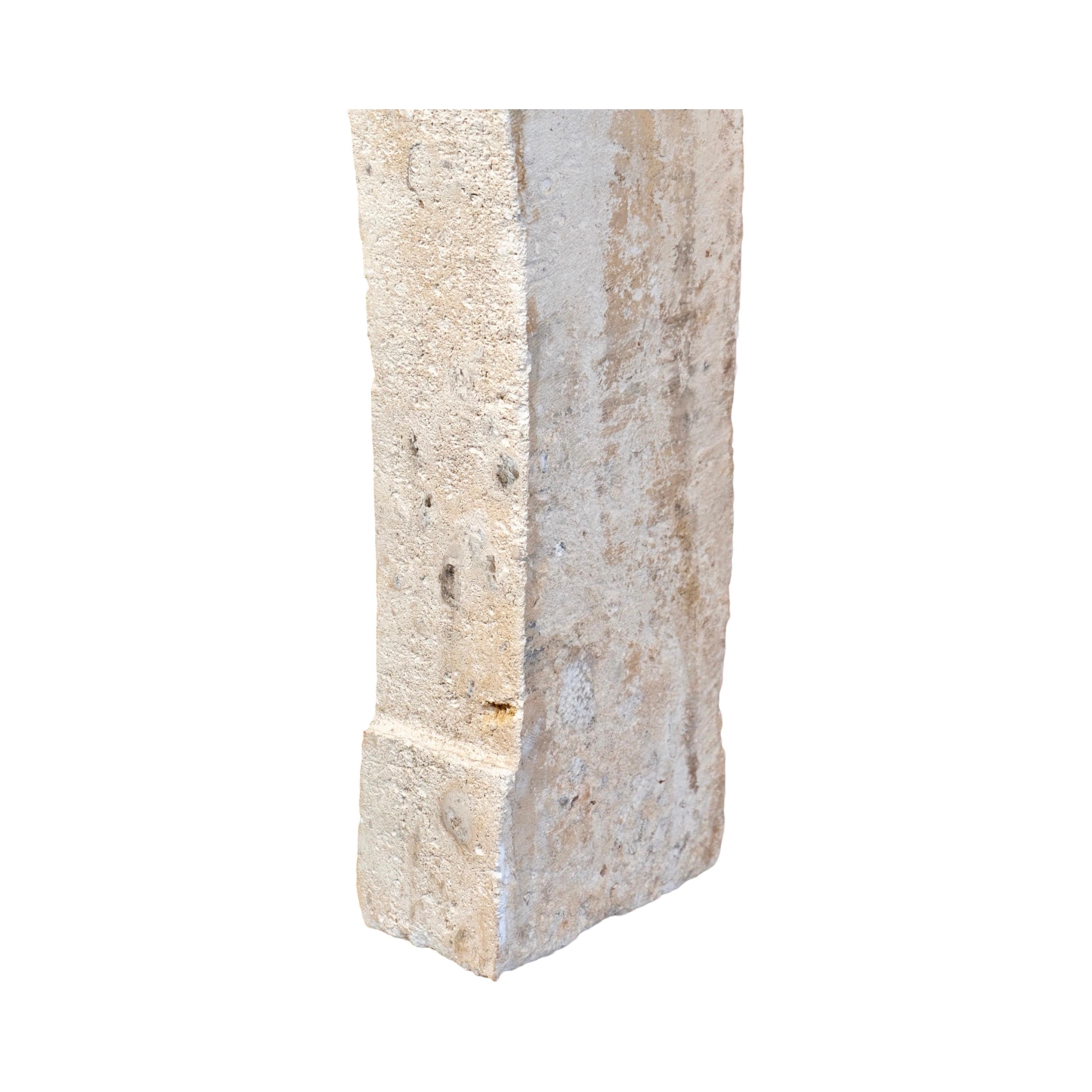 Antique French Calestone Farmhouse Mantel en venta 4