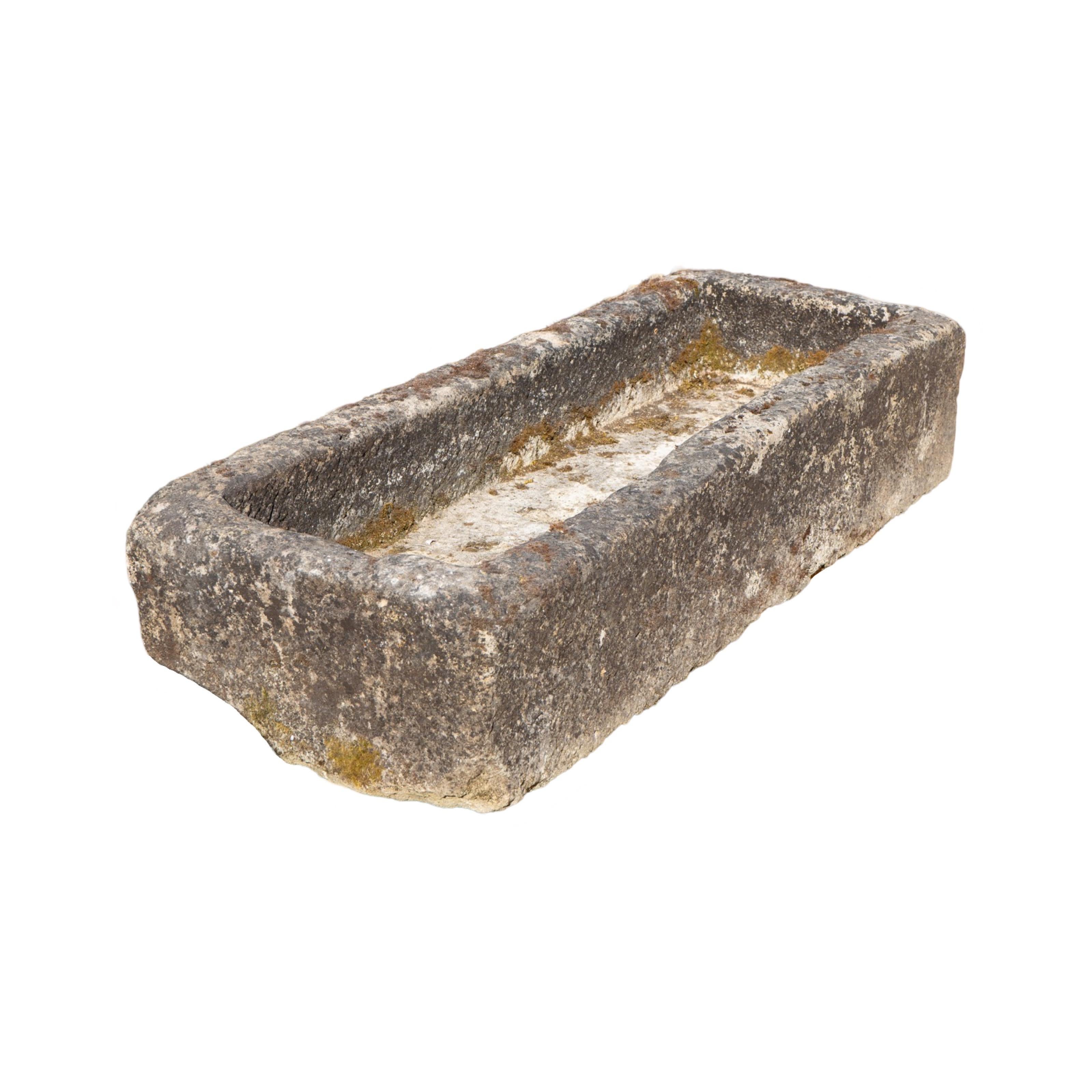 Abrevadero bajo de piedra caliza Antique French Caliza en venta