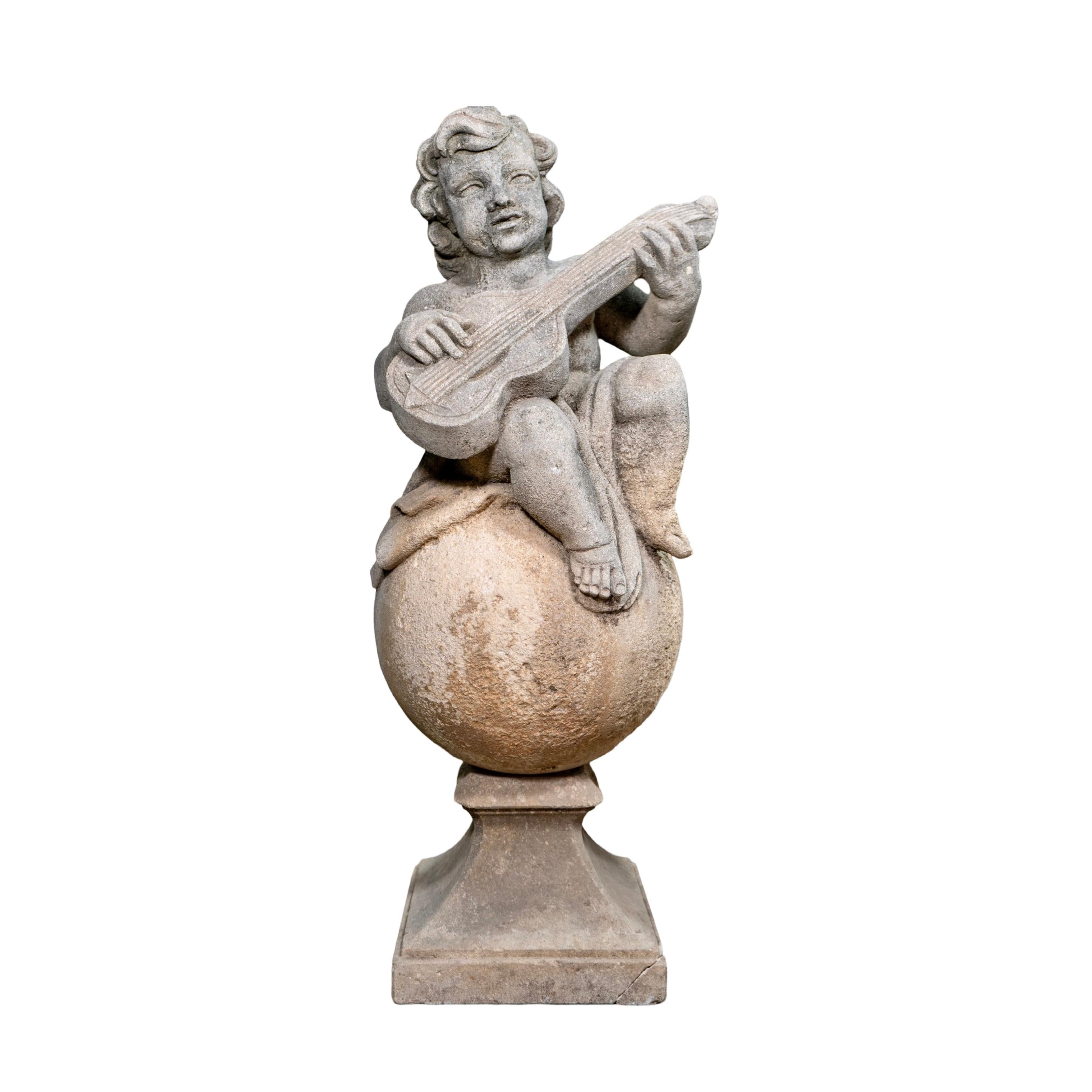 Antique French Escultura Putti de Piedra Caliza en Bueno estado para la venta en Dallas, TX