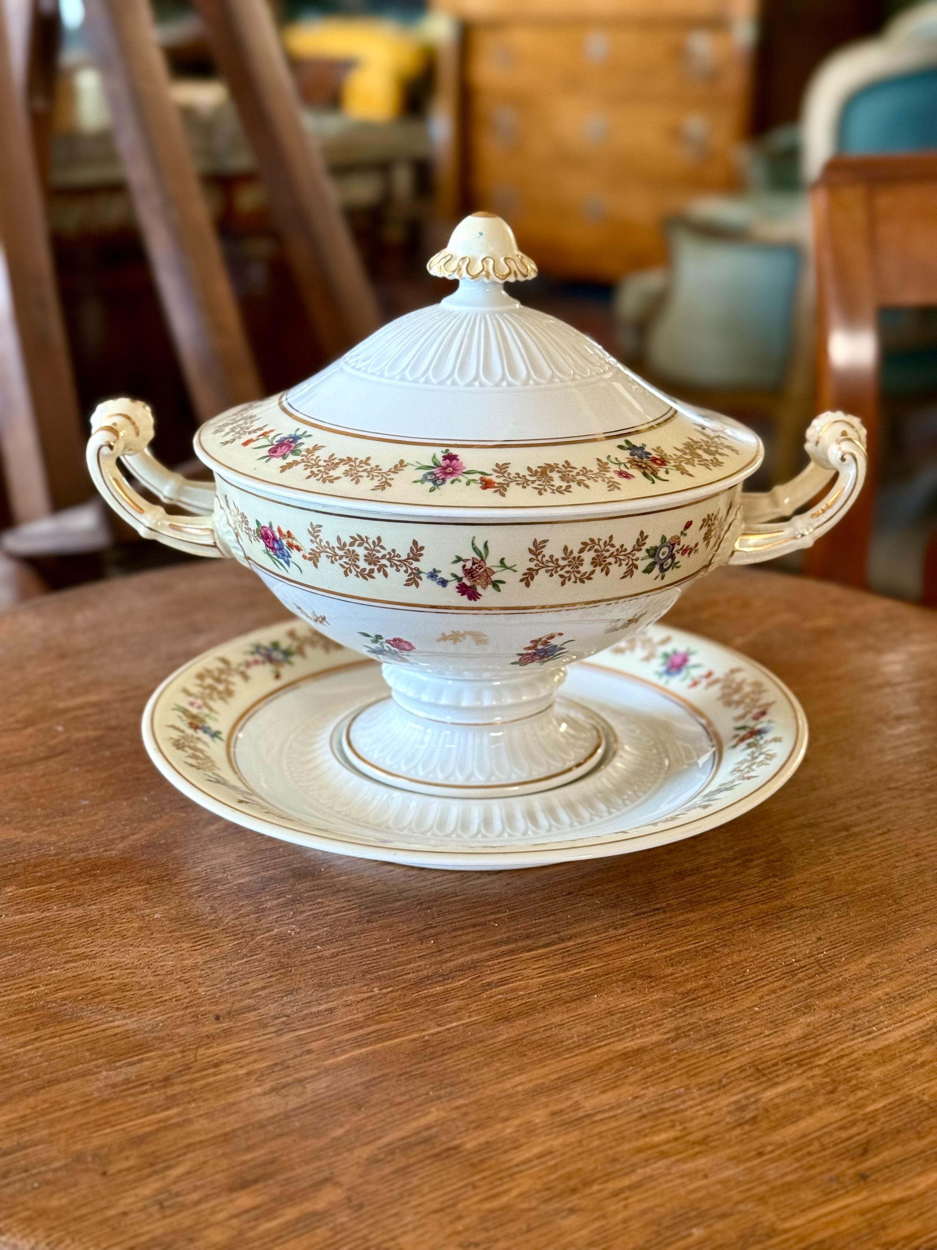 Antique French Limoges Bouillon Bowl by Raynaud & Cie, Swan Mark, c. 1895 For Sale 11
