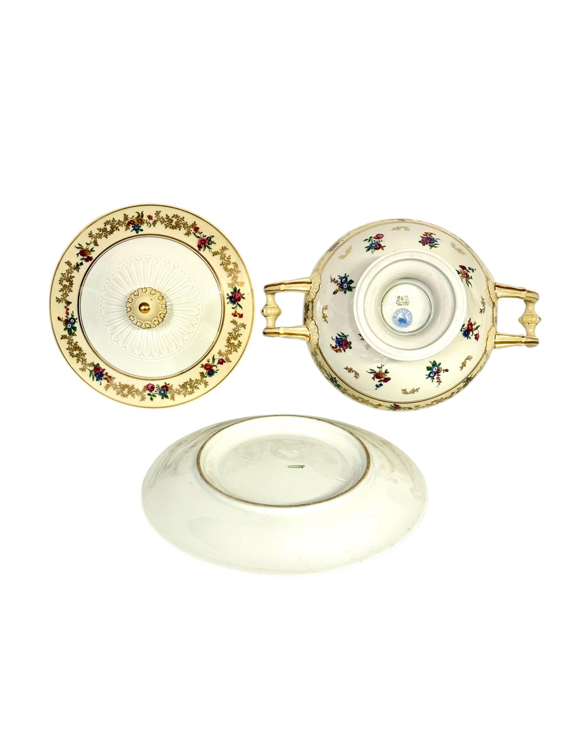 Porcelain Antique French Limoges Bouillon Bowl by Raynaud & Cie, Swan Mark, c. 1895 For Sale