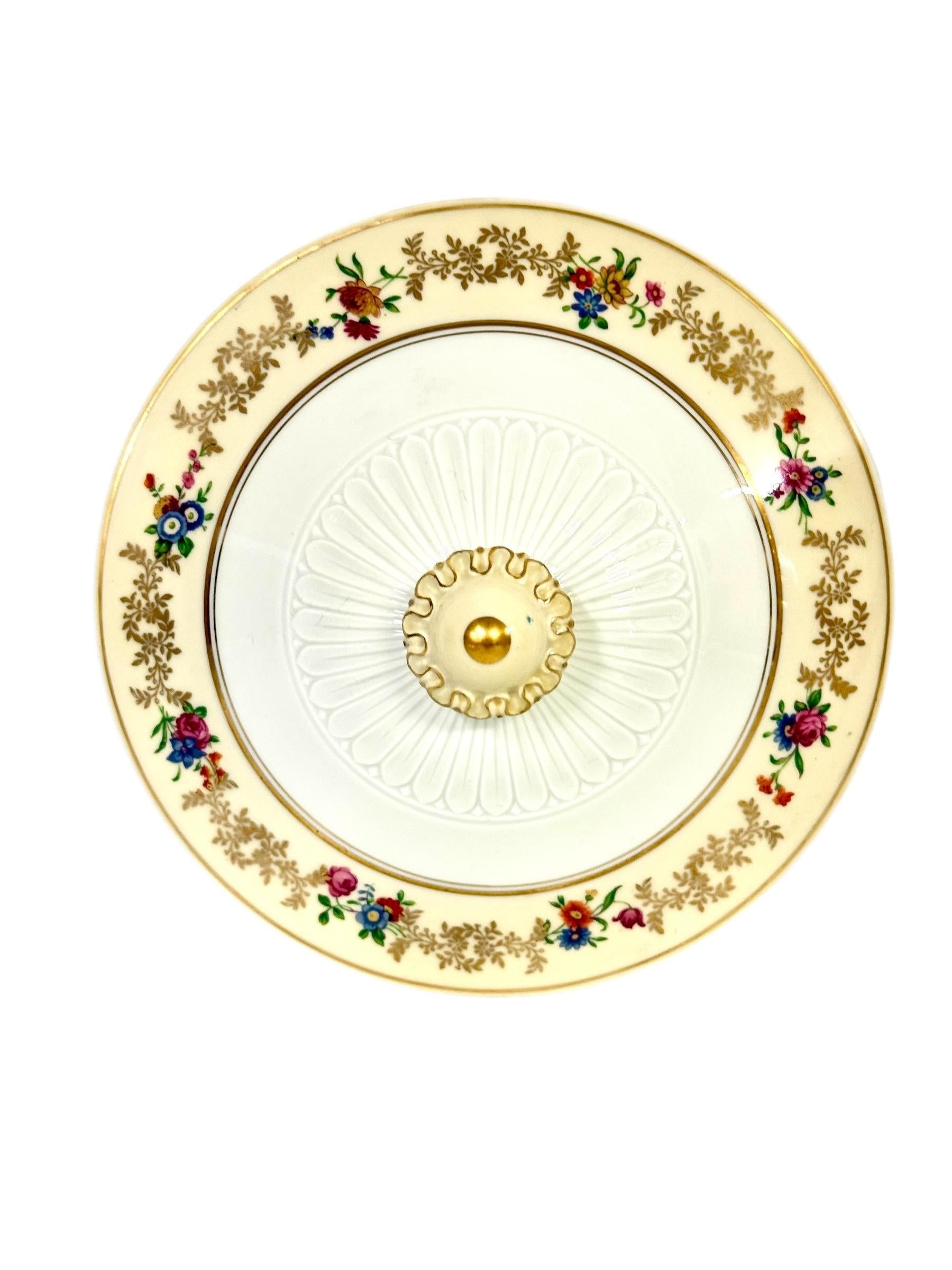 Antique French Limoges Bouillon Bowl by Raynaud & Cie, Swan Mark, c. 1895 For Sale 3