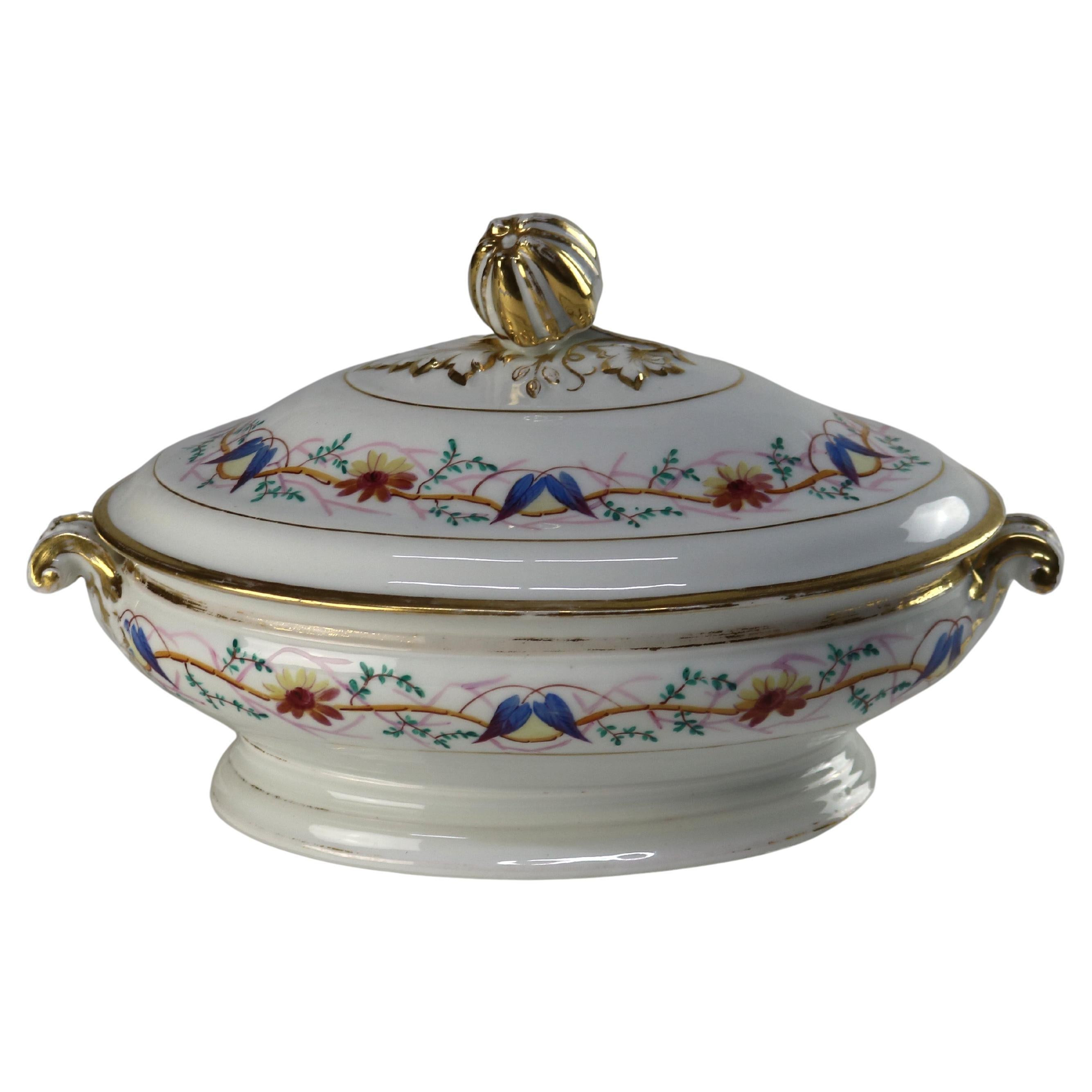 Antique French Limoges Terrina de Porcelana Dorada y Foliada Pintada a Mano C1900