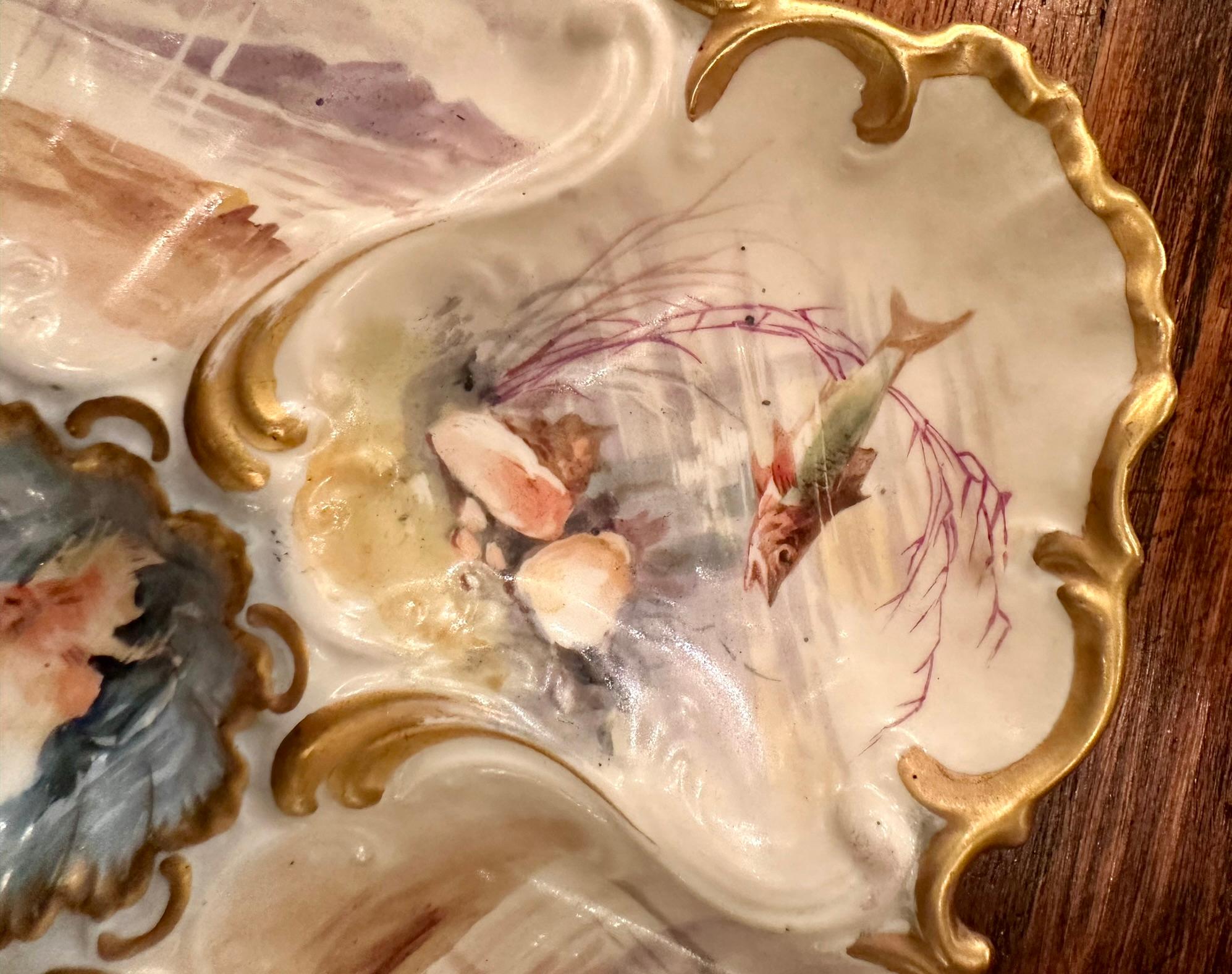 Antique French Limoges Hand-Painted Porcelain Sea Life Oyster Plate, Circa 1880. In Good Condition In New Orleans, LA