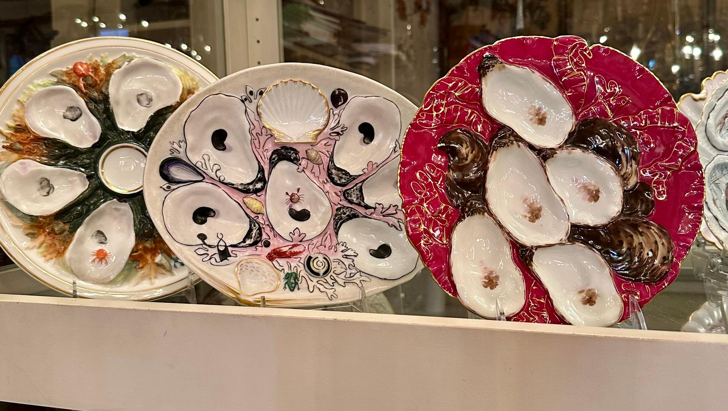 Antique French Limoges Porcelain Raspberry & Gold Turkey Pattern Oyster Plate For Sale 4