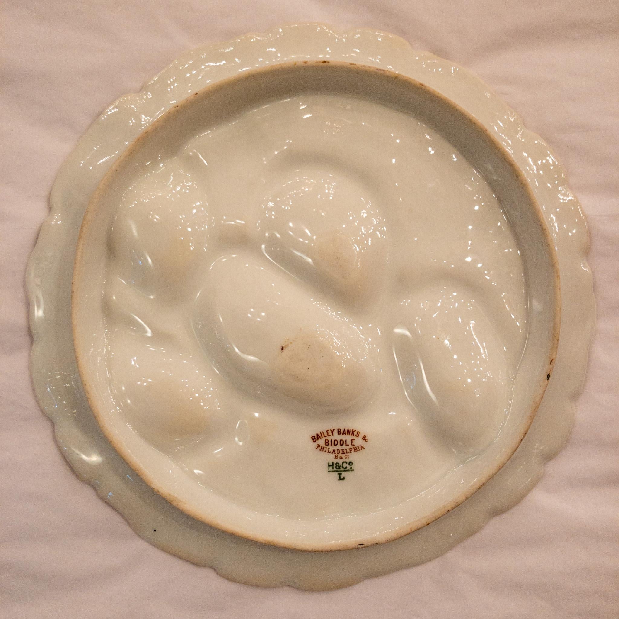 Antique French Limoges Porcelain Turkey Pattern Green Oyster Plate, circa 1890 In Good Condition In New Orleans, LA