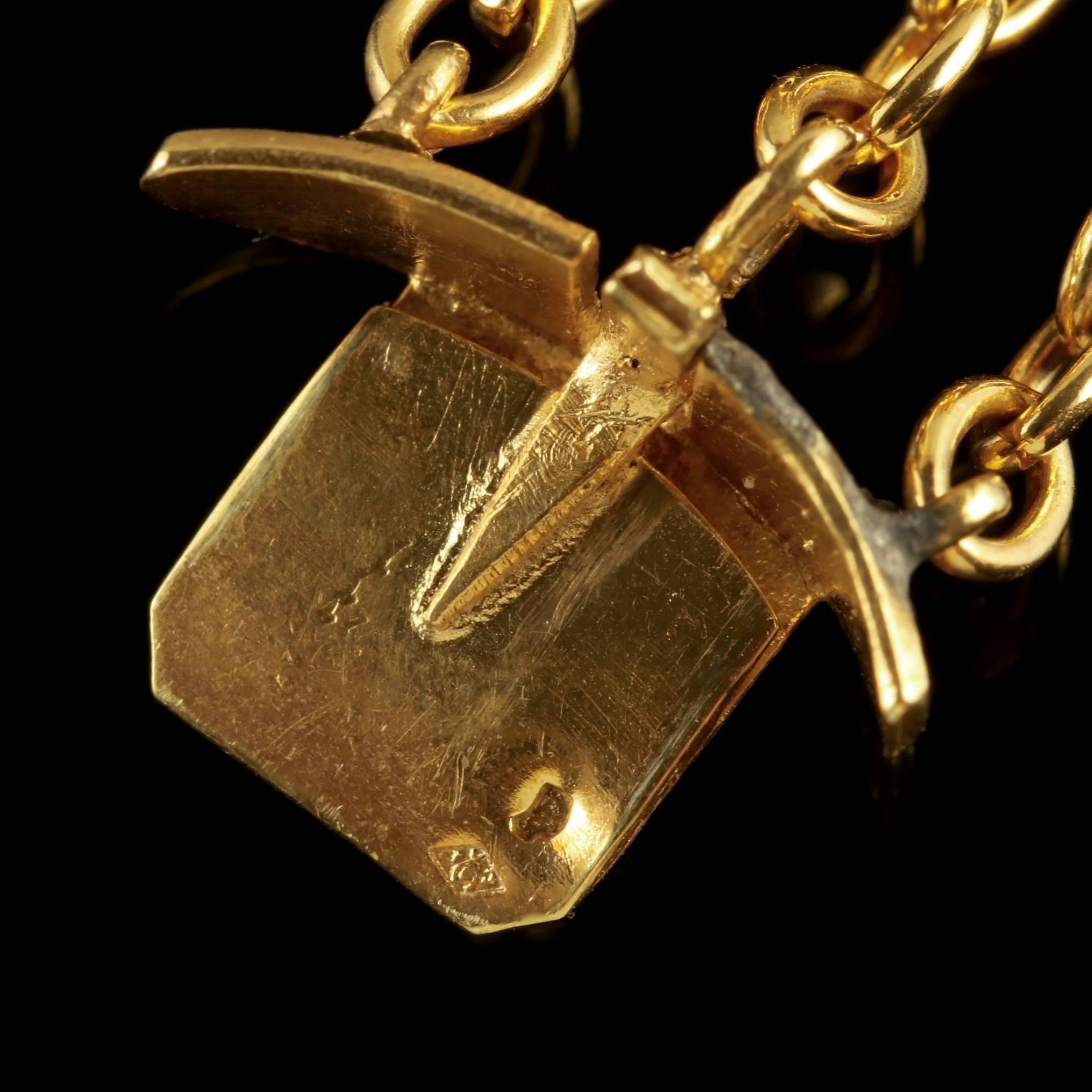 Antique French Locket Bracelet 18 Carat Gold Silver Victorian, circa 1860 5