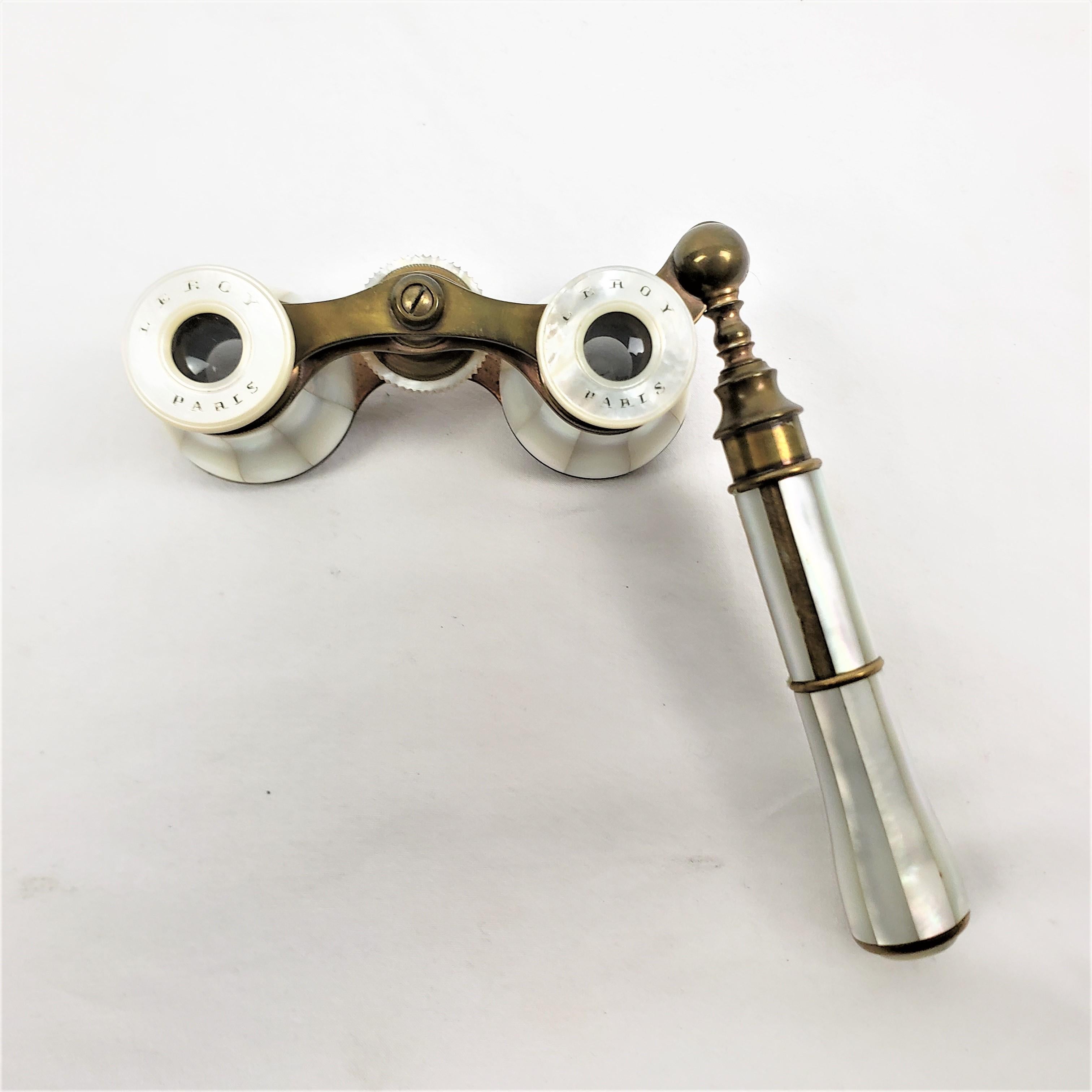 Machine-Made Antique French Lorgnette Binoculars or Opera Glasses in Brass & Mother of Pearl For Sale