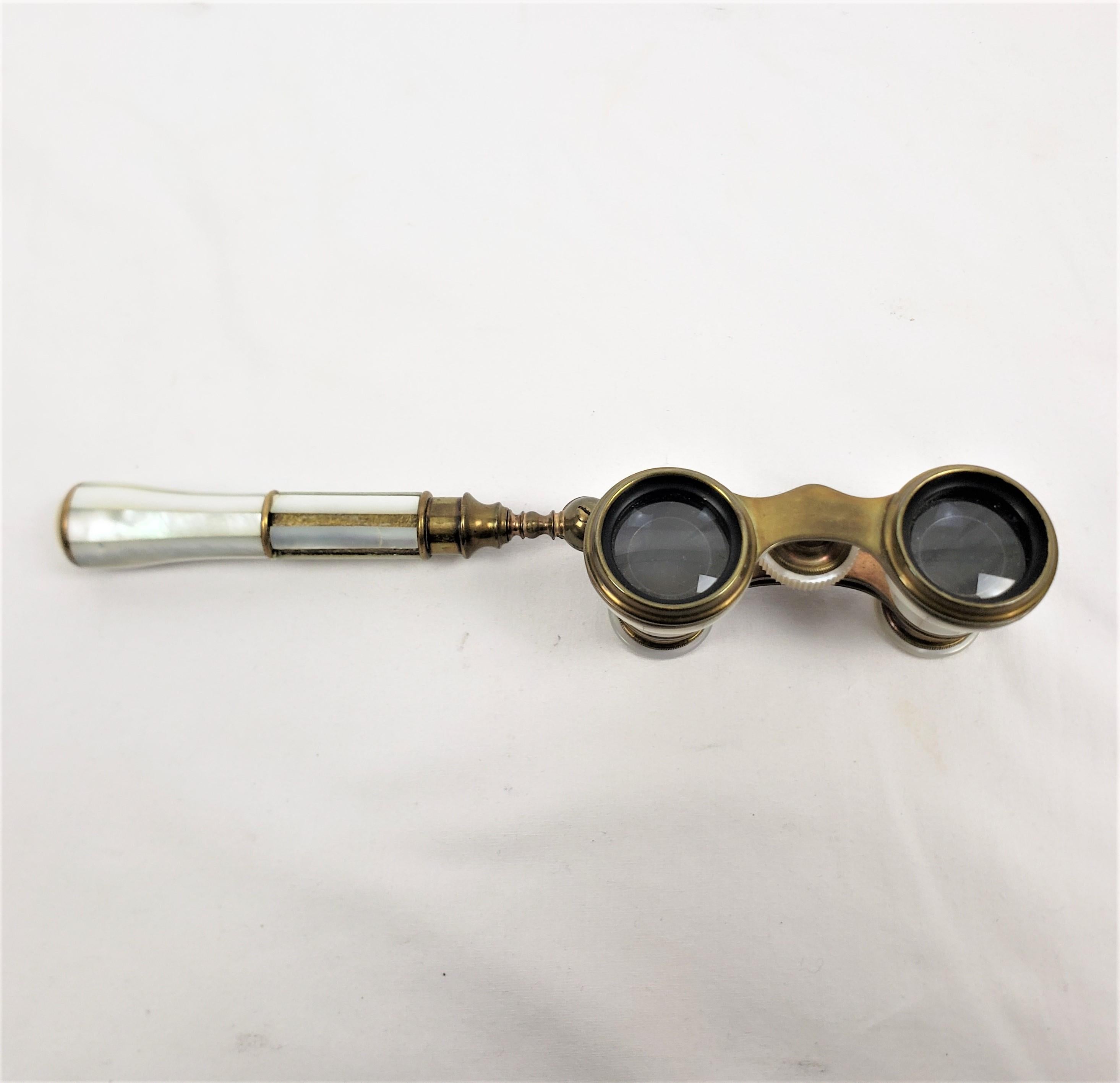 Antique French Lorgnette Binoculars or Opera Glasses in Brass & Mother of Pearl For Sale 3