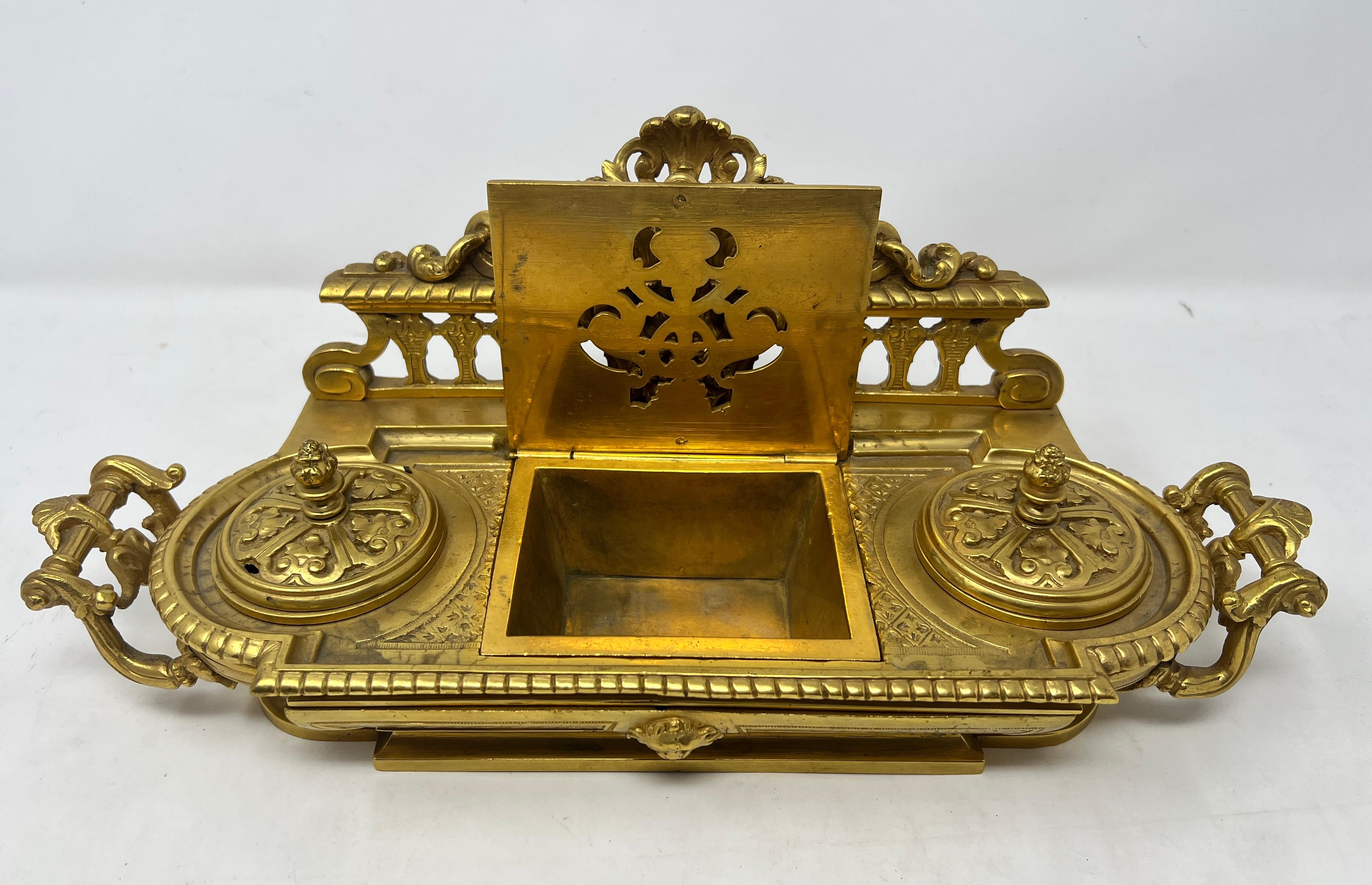 Antique French Louis XIV Bronze D'ore Inkwell, circa 1860 In Good Condition For Sale In New Orleans, LA