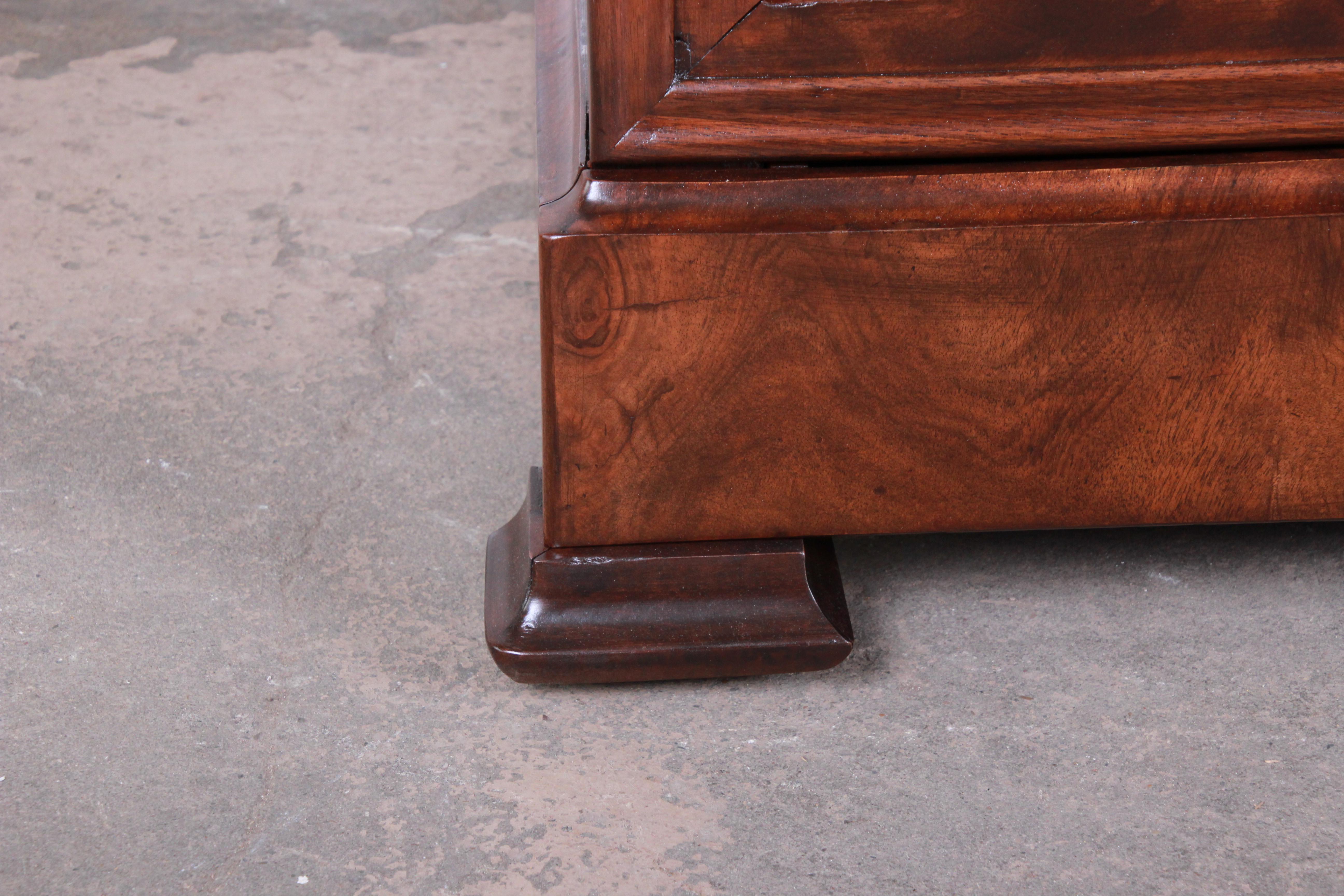 Antique French Louis Philippe Burled Walnut Chest of Drawers, circa 1840 3