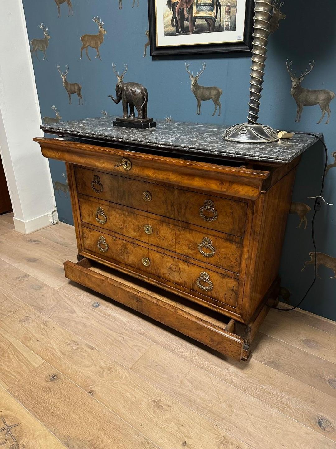 Antique French louis Philippe commode in vendita 3