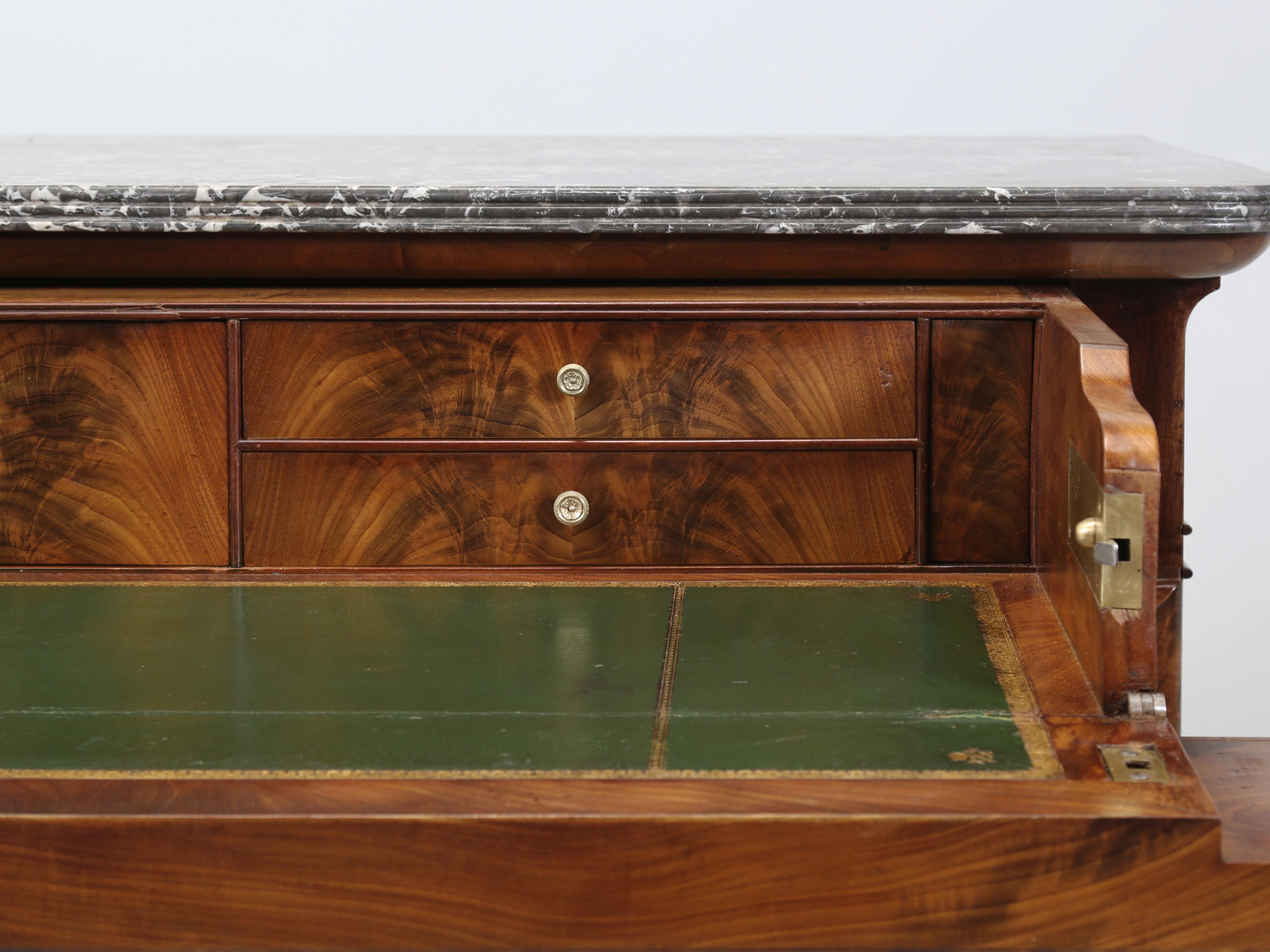 Antique French Louis Philippe Cómoda Extraíble Secretario Almacenamiento Oculto Restaurado en venta 2