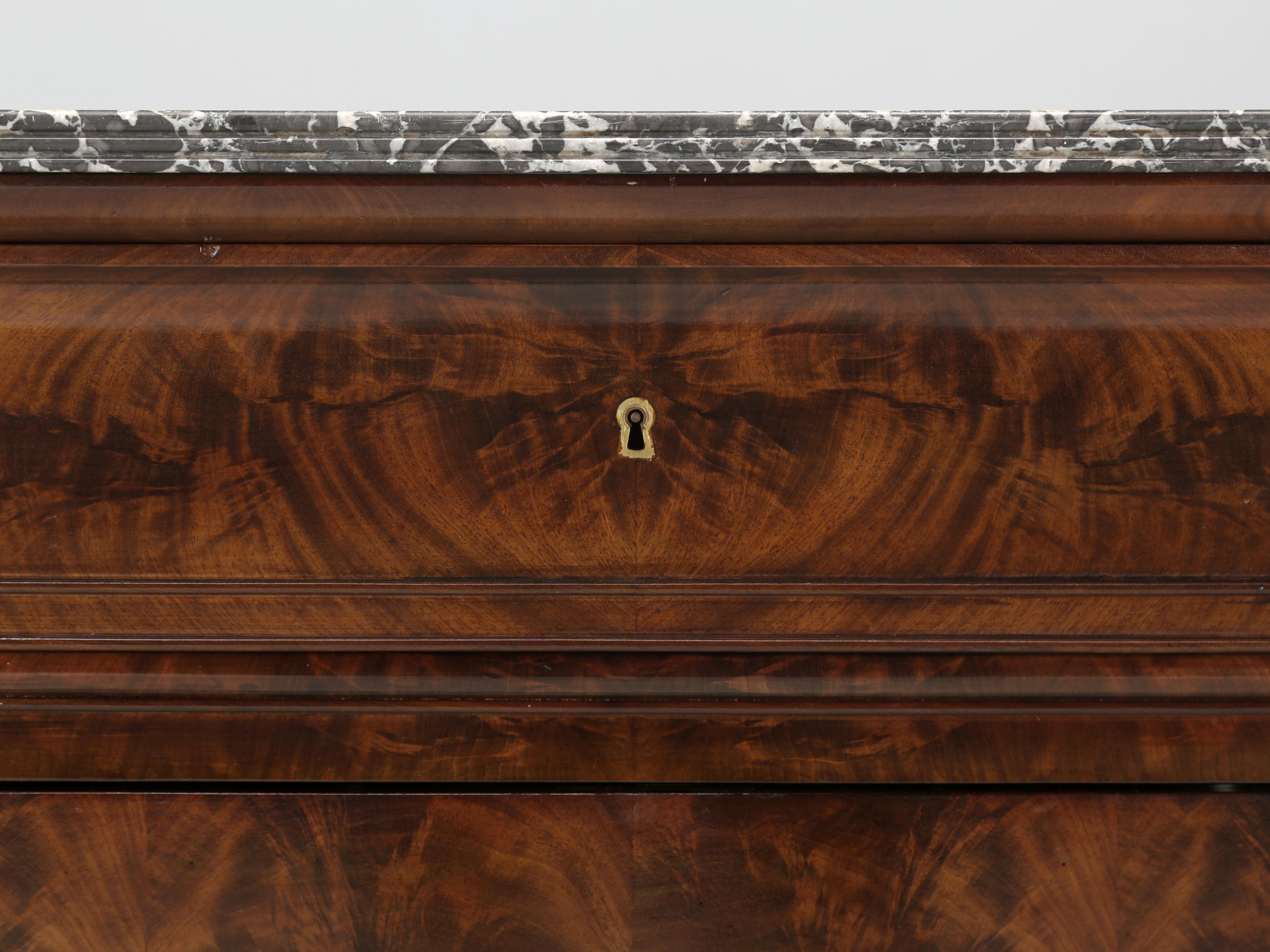 Antique French Louis Philippe Cómoda Extraíble Secretario Almacenamiento Oculto Restaurado en venta 7