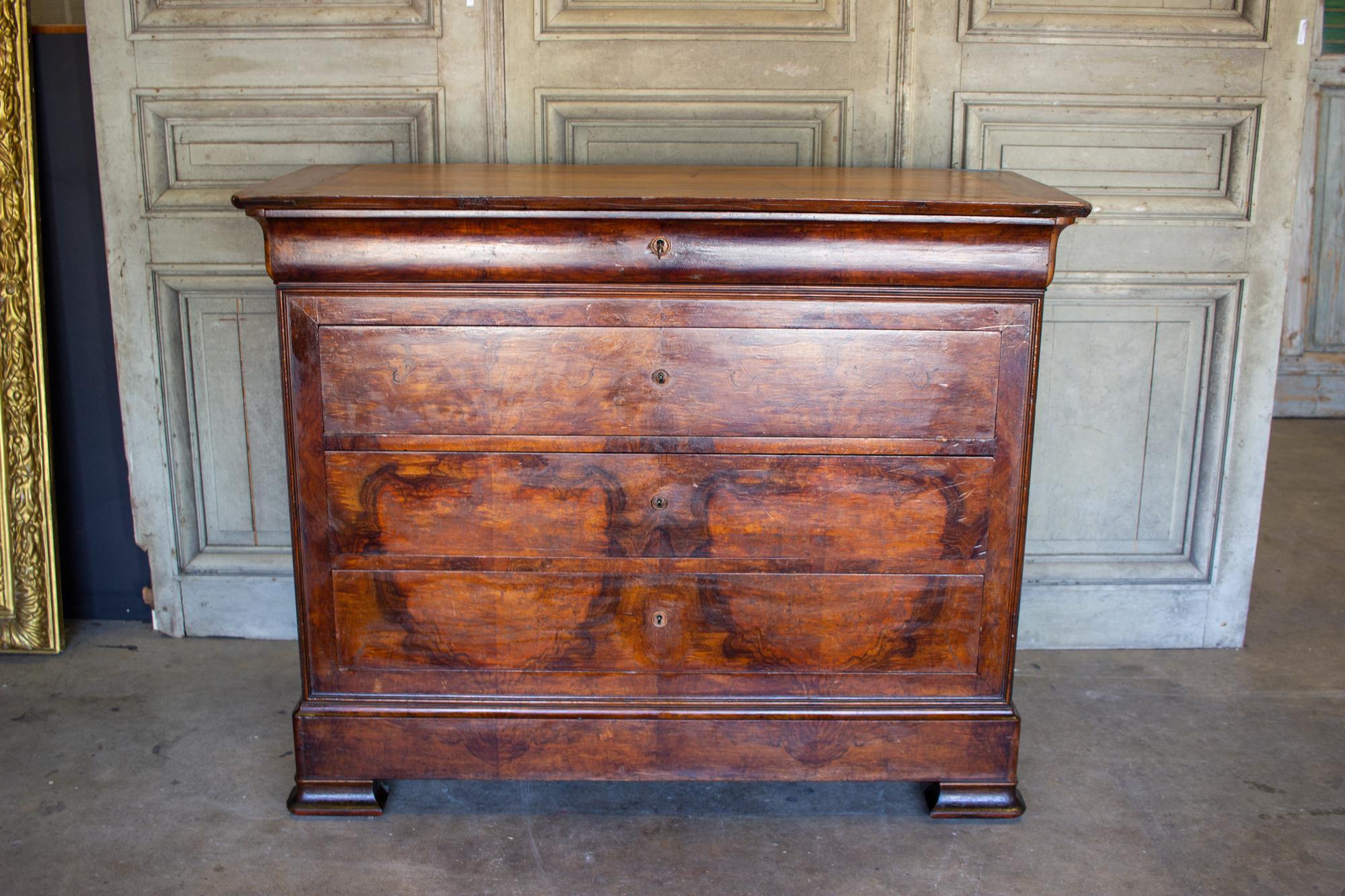 Antique French Louis Philippe Commode with Burled Wood Veneer with Marble Top In Good Condition In Houston, TX