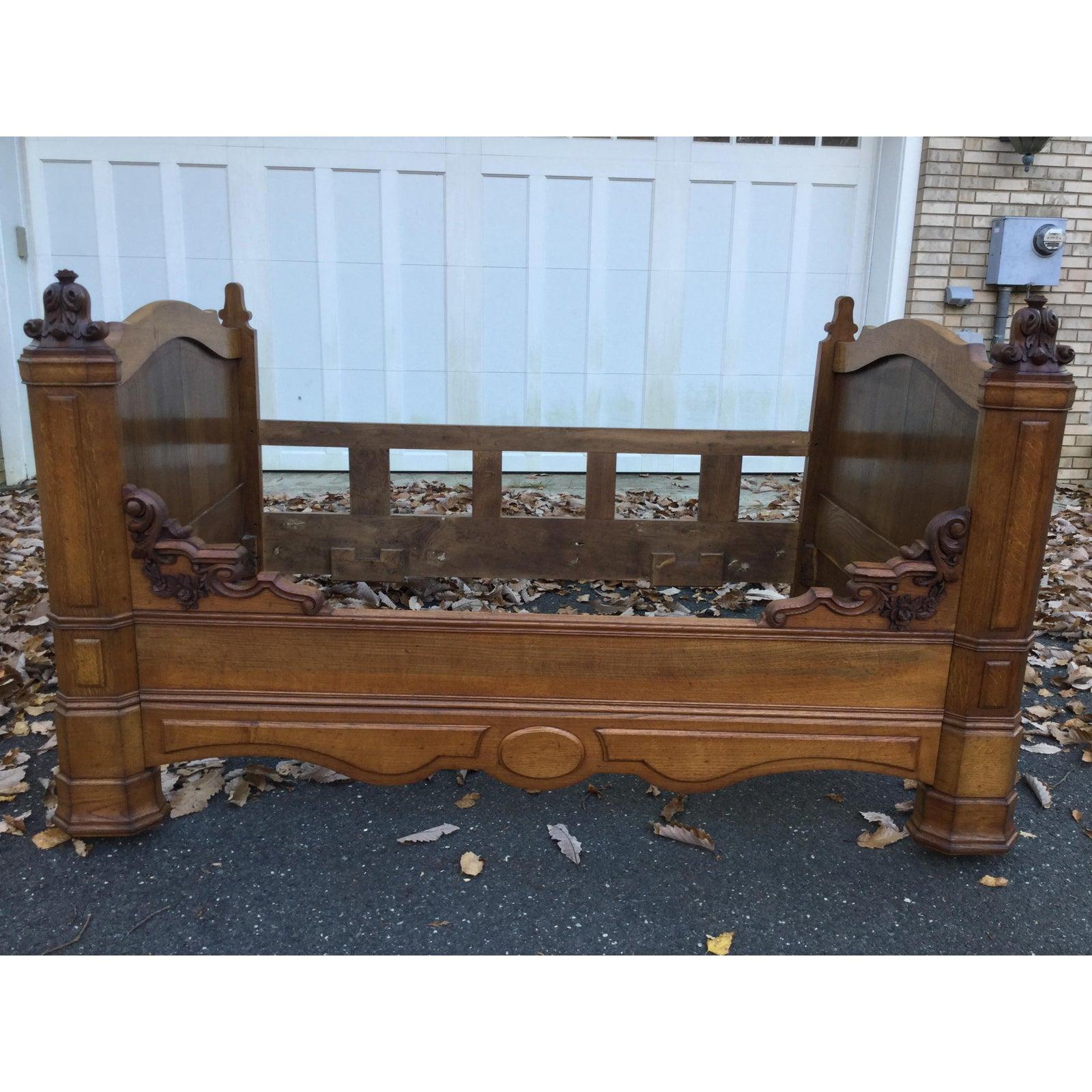 Antique French Louis-Philippe Daybed In Good Condition In Livingston, NJ