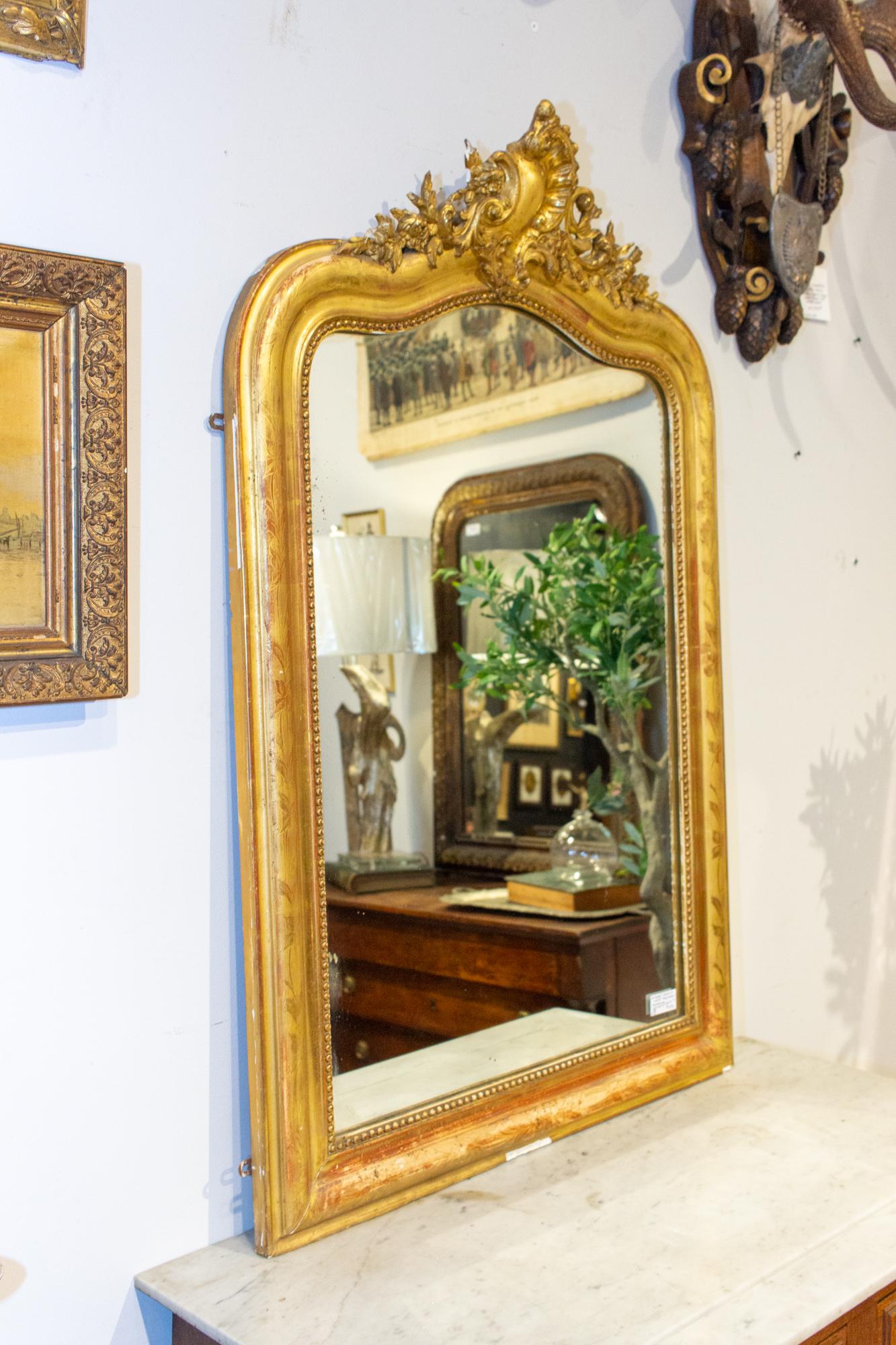 Antique French Louis Philippe Gilt Mirror with Scroll Cartouche & Floral Details For Sale 5