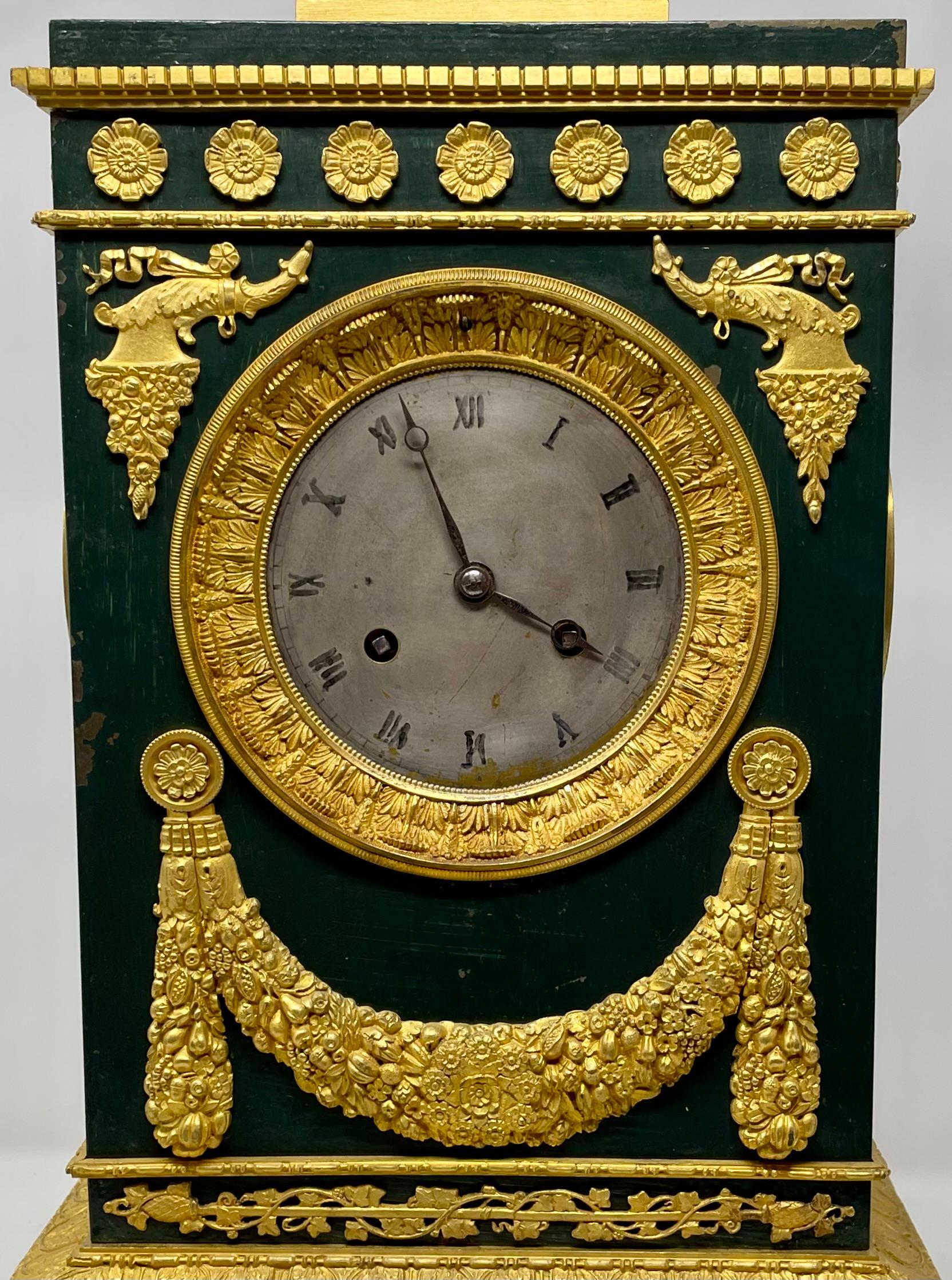Antique French Louis Philippe Gold Bronze & Patinated Bronze Clock, Circa 1835's For Sale 1