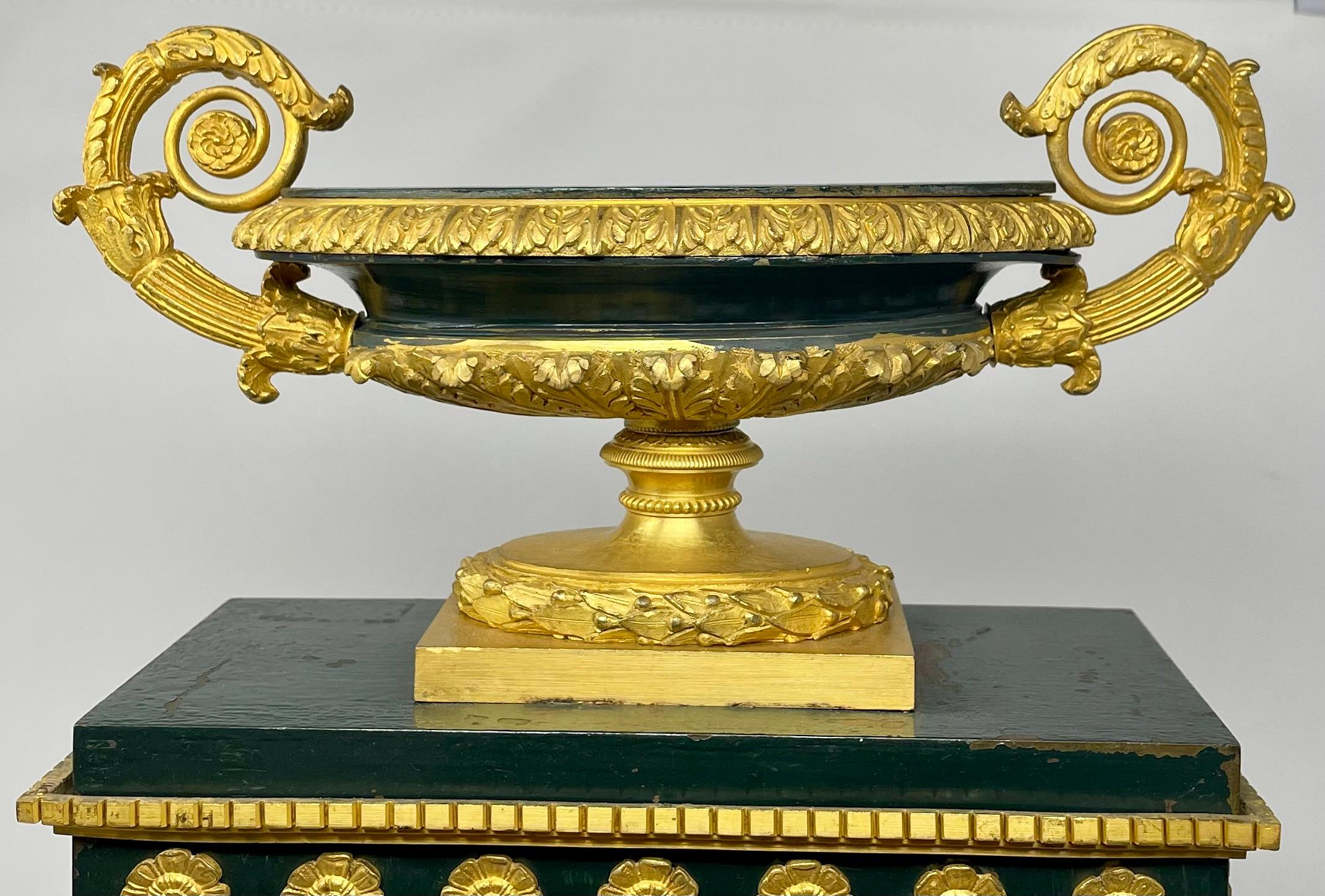 Antique French Louis Philippe Gold Bronze & Patinated Bronze Clock, Circa 1835's For Sale 3