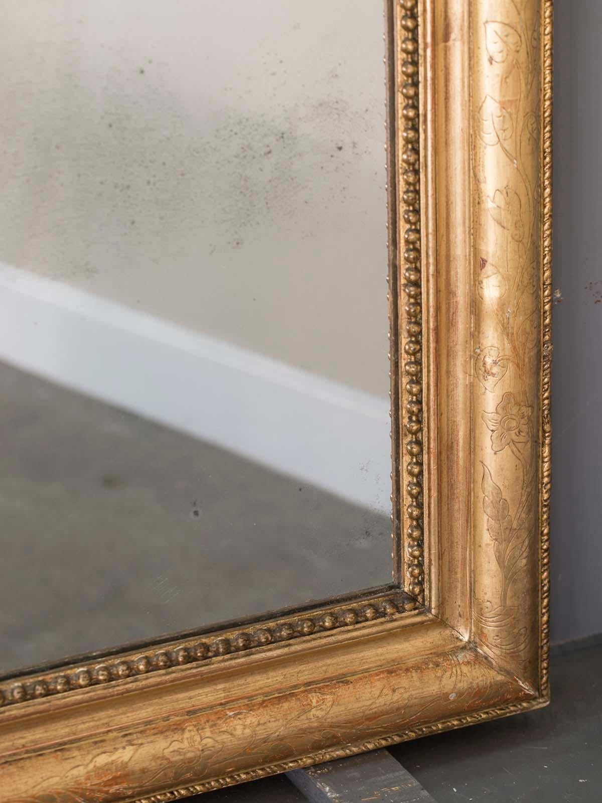 Antique French Louis Philippe Gold Mirror, France, circa 1885 For Sale 2