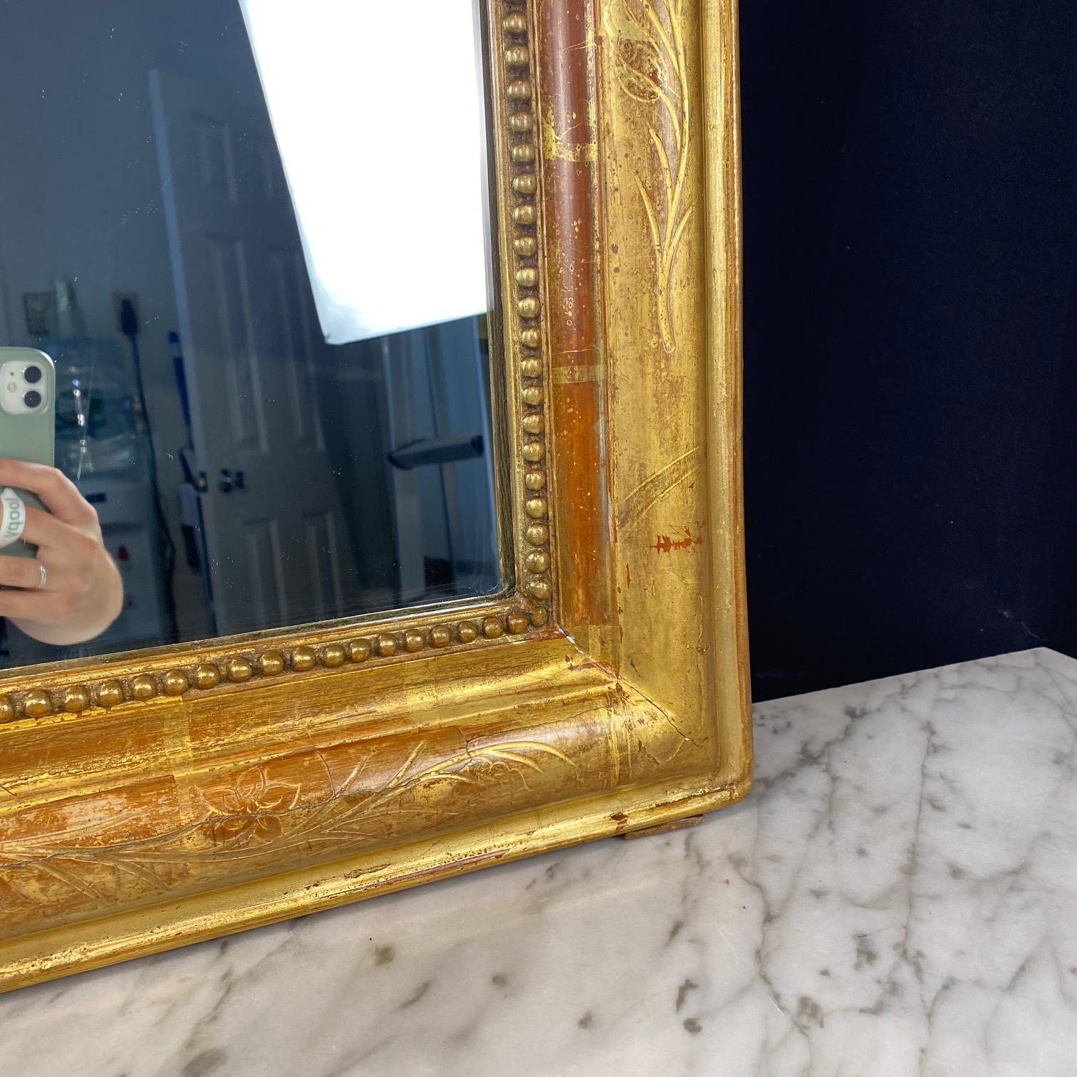 XIXe siècle Antique French Louis Philippe Mirror with Crest and Original Gold Gilt en vente