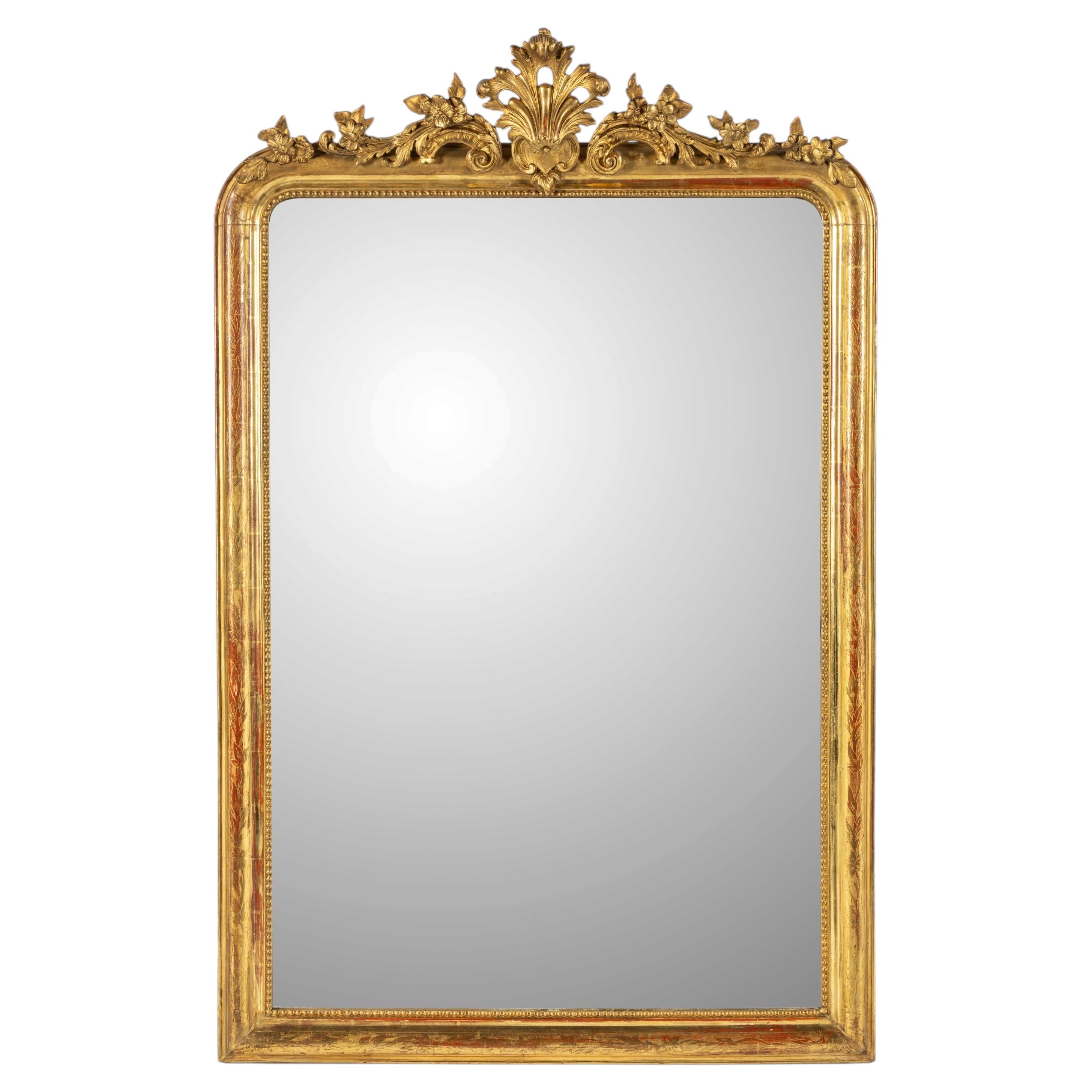 Antique French Louis Philippe Mirror with Richly Carved Crest, Francia circa 1850