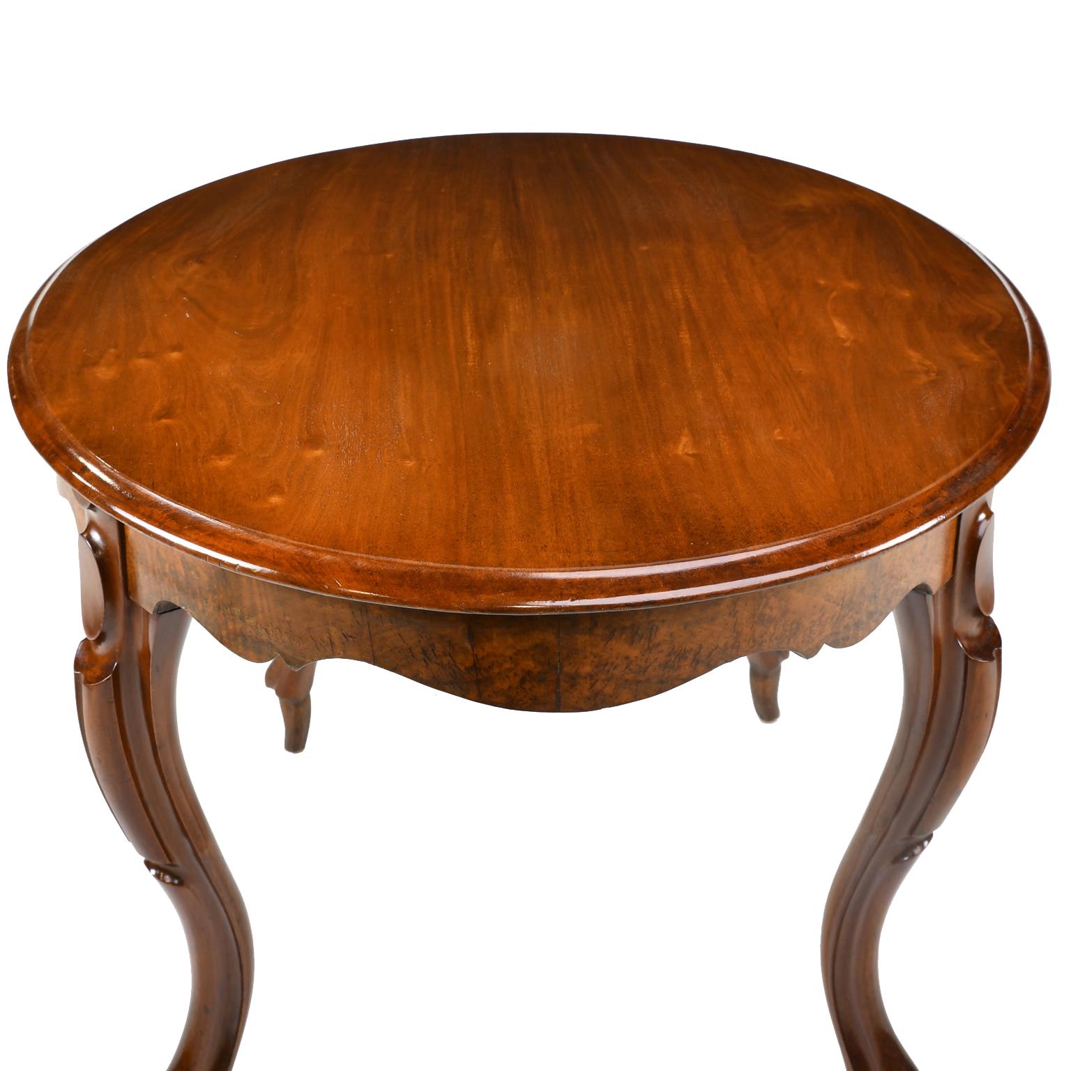 Antique French Louis Philippe Oval Dining/ Center Table in Mahogany, circa 1840 1