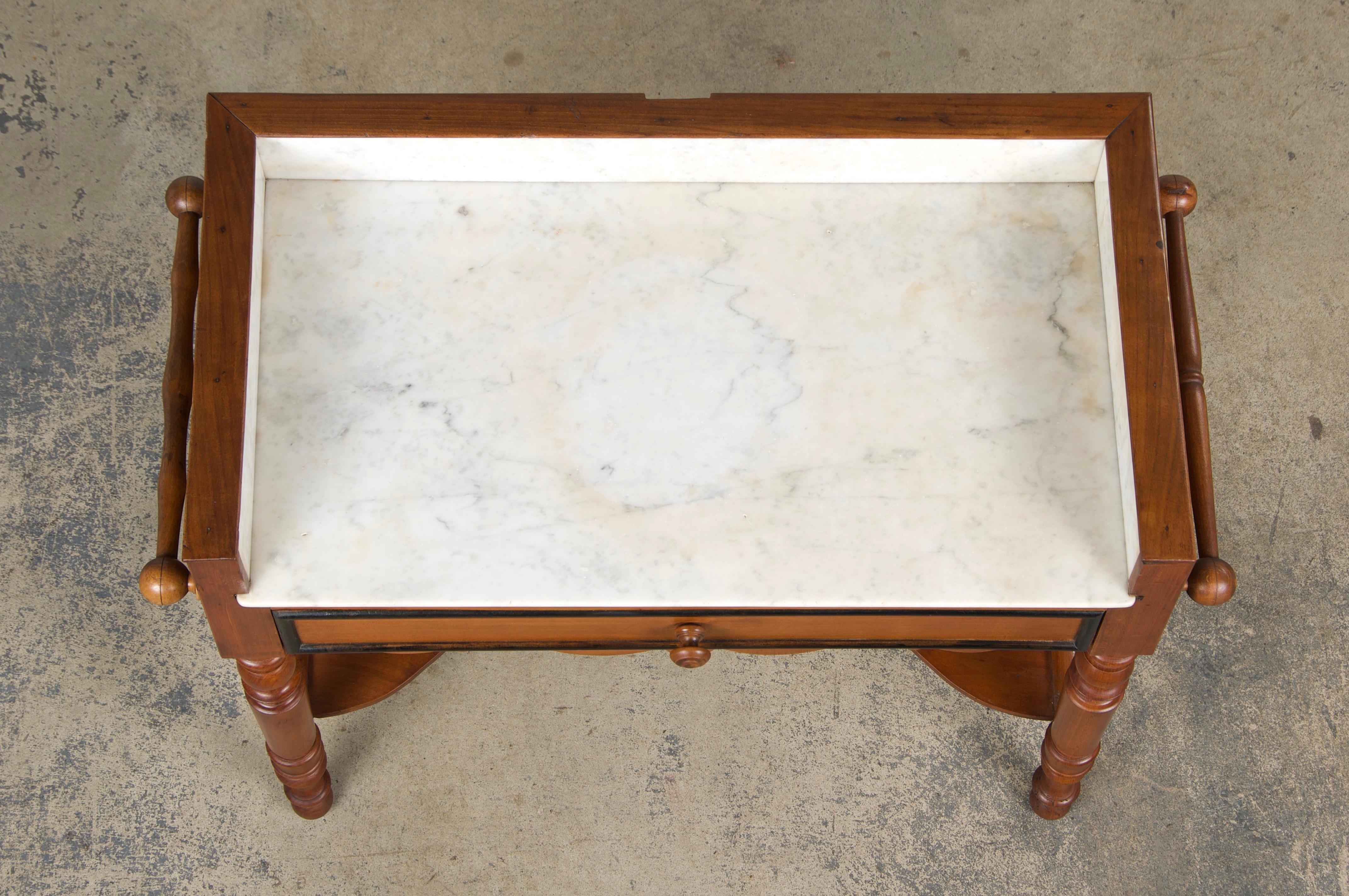 Francese Antique French Louis Philippe Provincial Maple Wash Table W/ Carrara Marble in vendita
