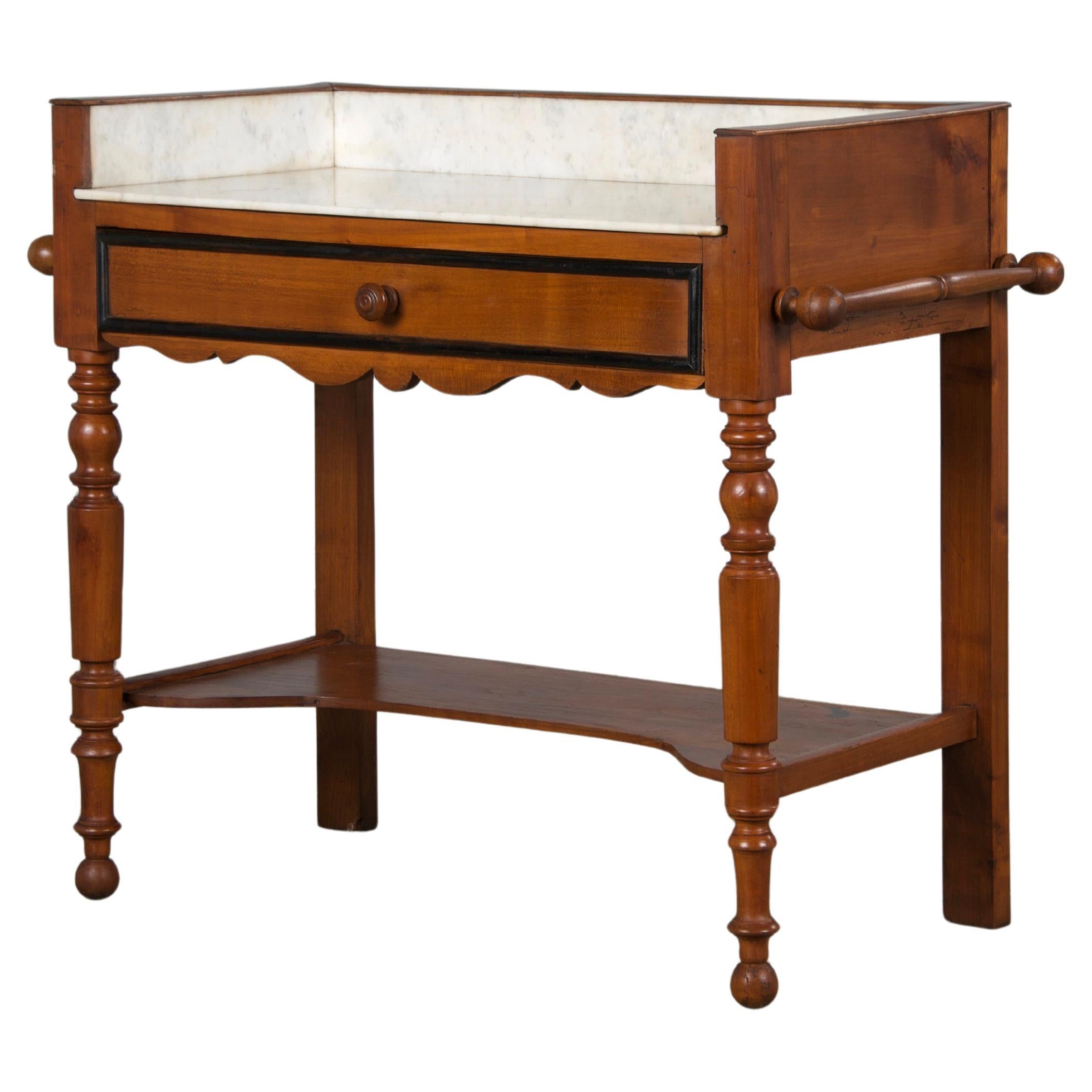 Antique French Louis Philippe Provincial Maple Wash Table W/ Carrara Marble in vendita