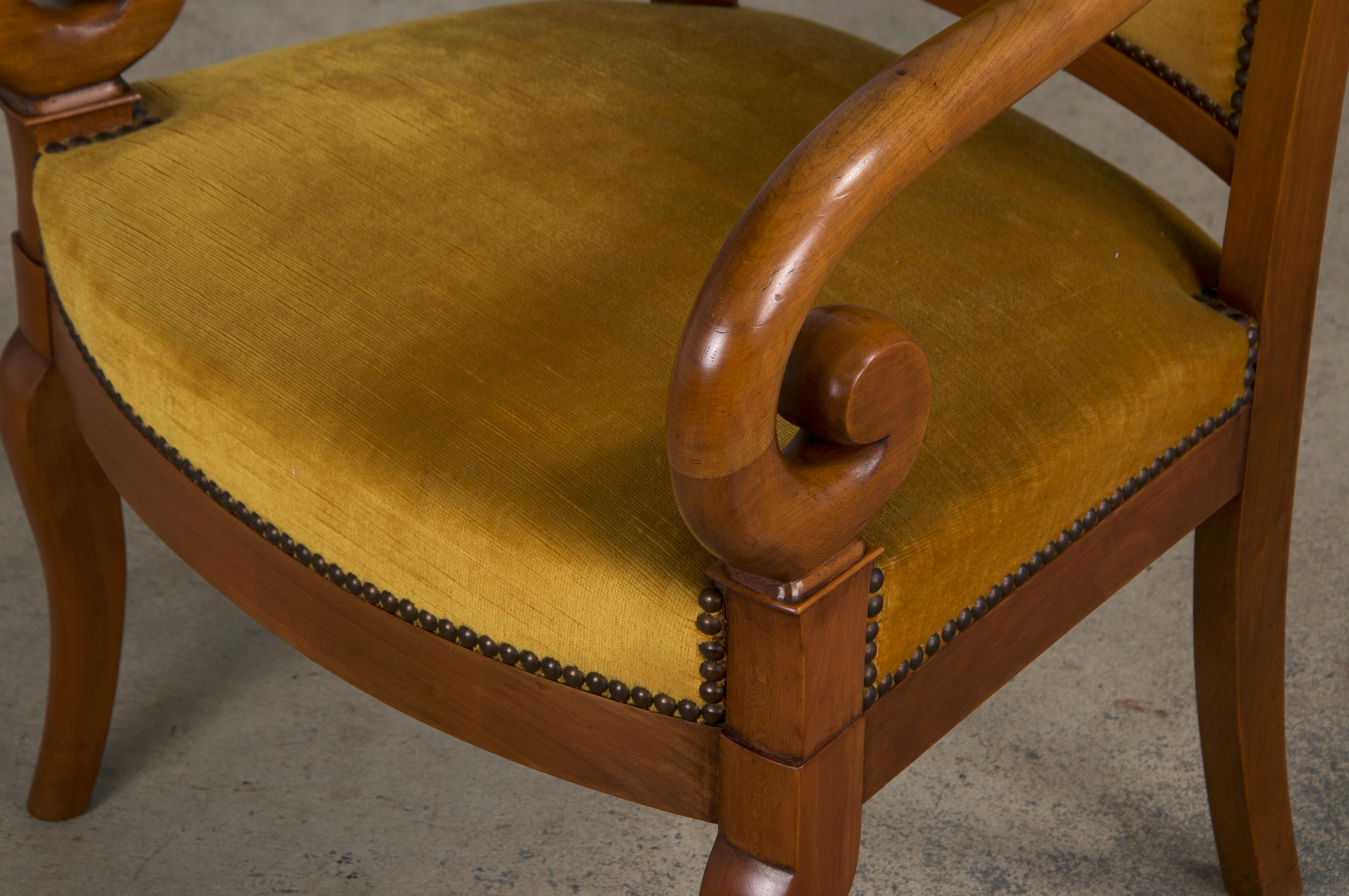 Antique French Louis Philippe Style Walnut Armchairs W/ Yellow Velvet - A Pair For Sale 6