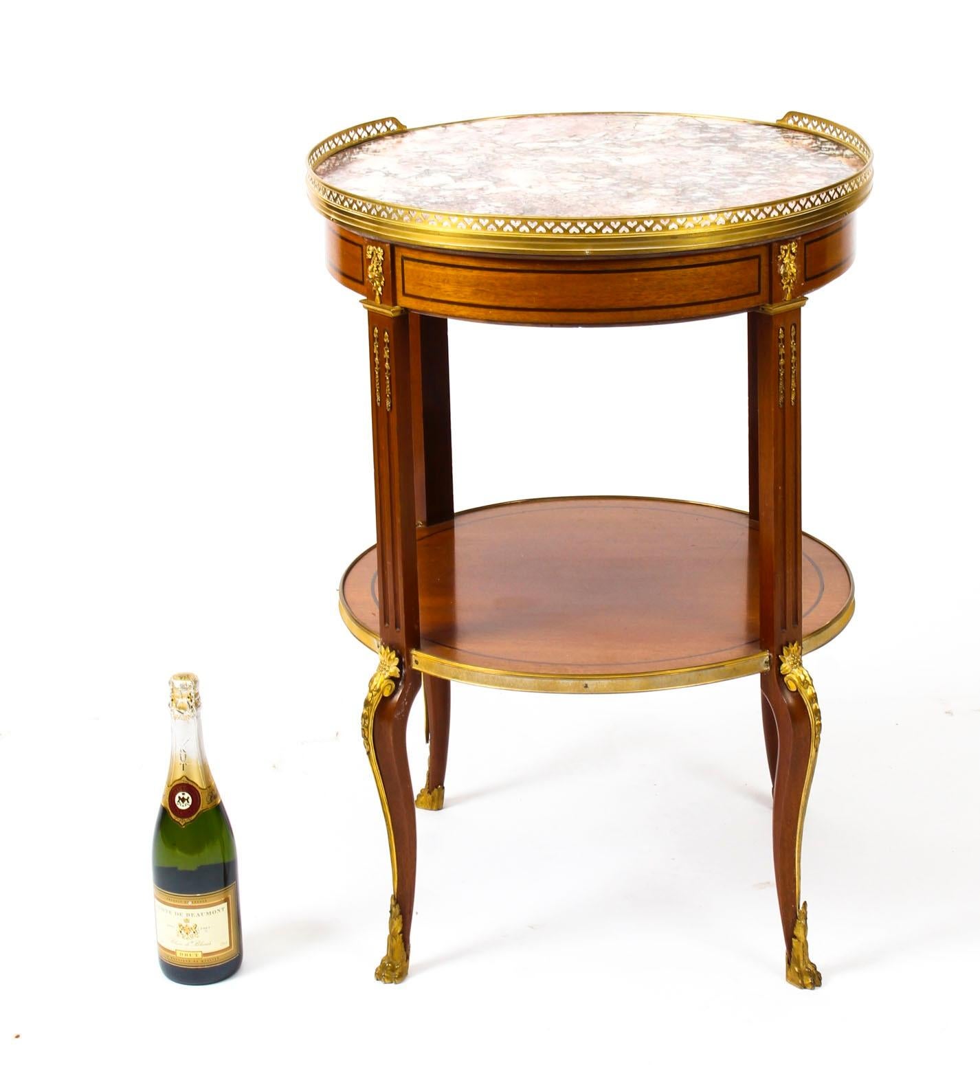 Ancienne table d'appoint néo-Louis en marbre et bronze doré 19ème siècle en vente 7