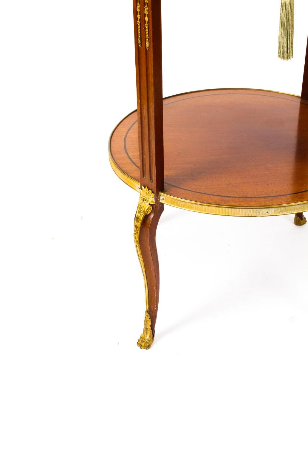 Ancienne table d'appoint néo-Louis en marbre et bronze doré 19ème siècle en vente 1