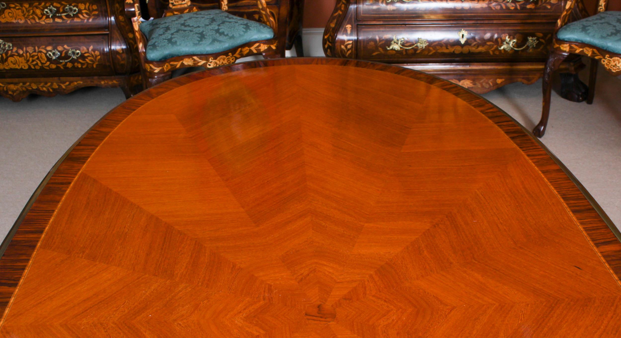 Ancien bureau de table à manger de style Louis Revival français monté en bronze doré 20ème siècle en vente 7
